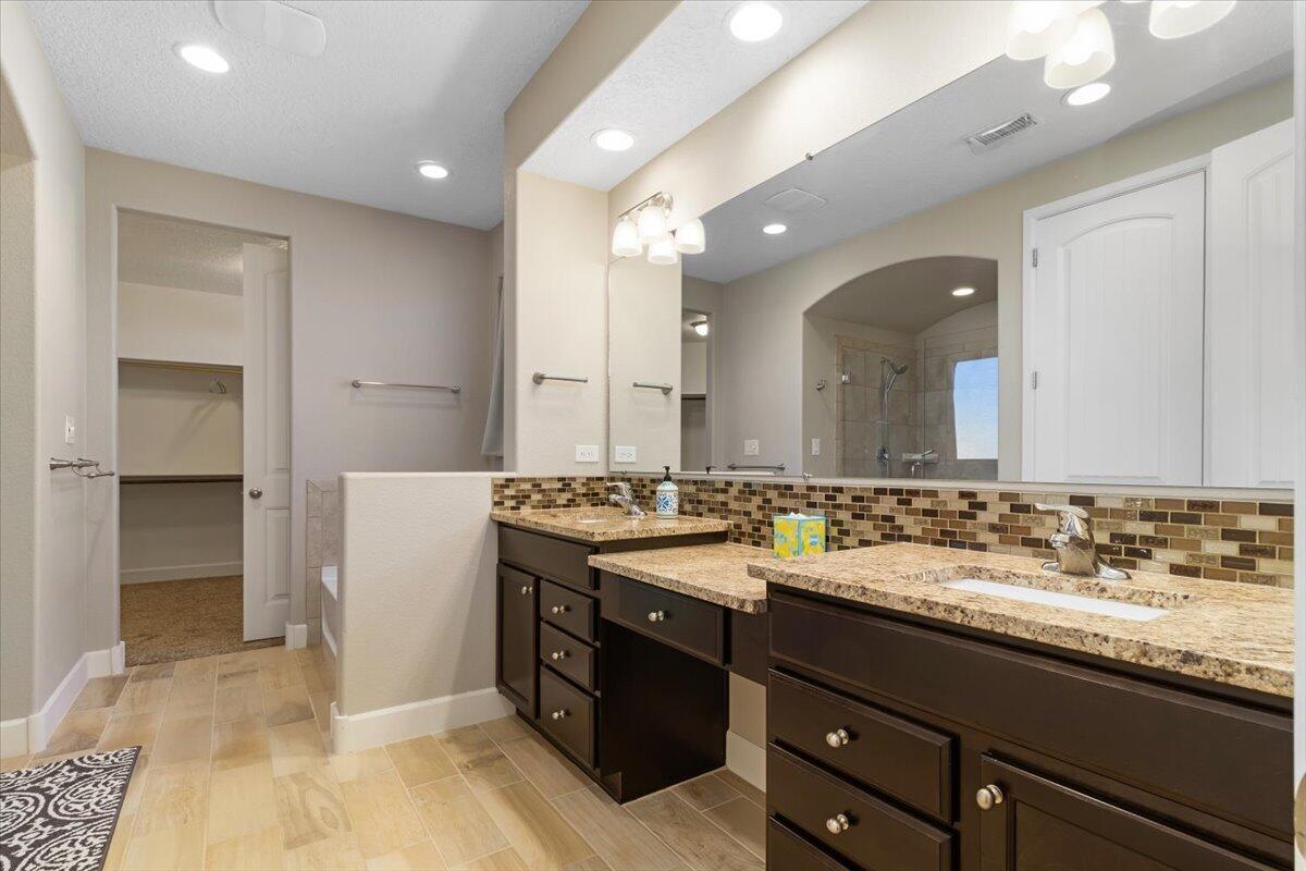 1839 Truchas Peak Trail NE