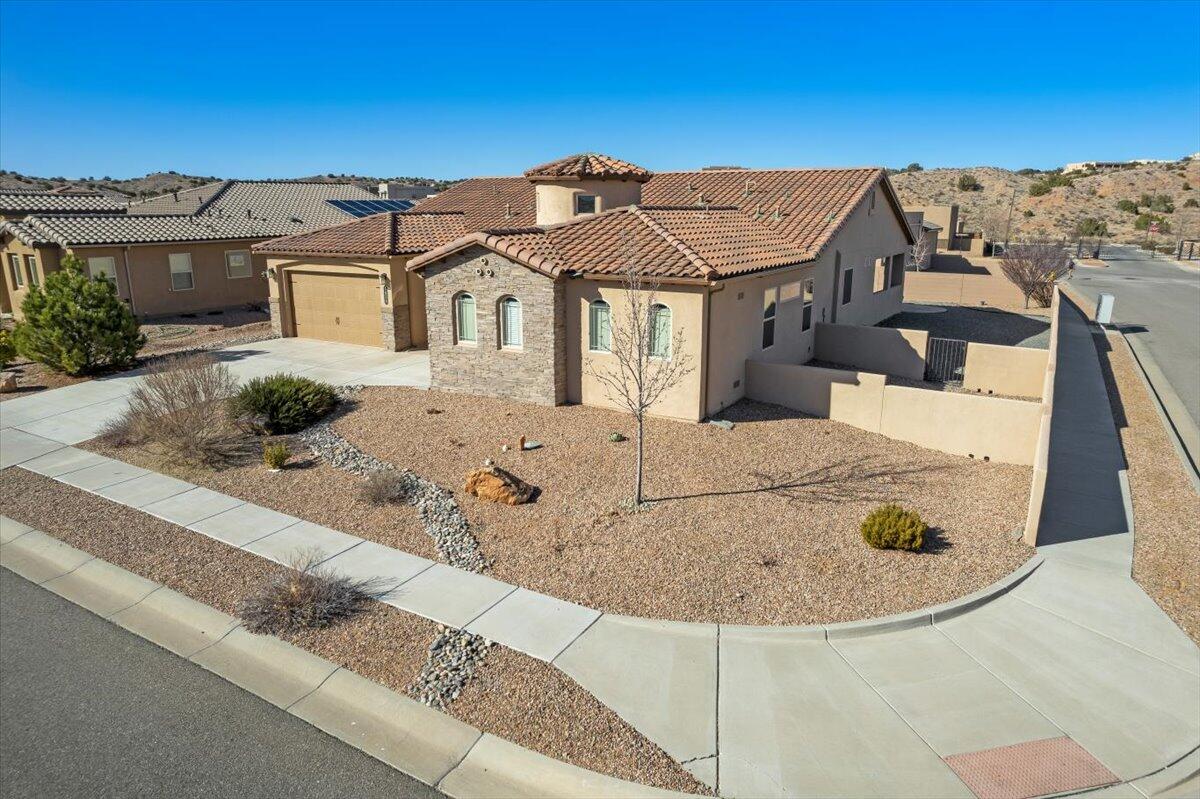 1839 Truchas Peak Trail NE