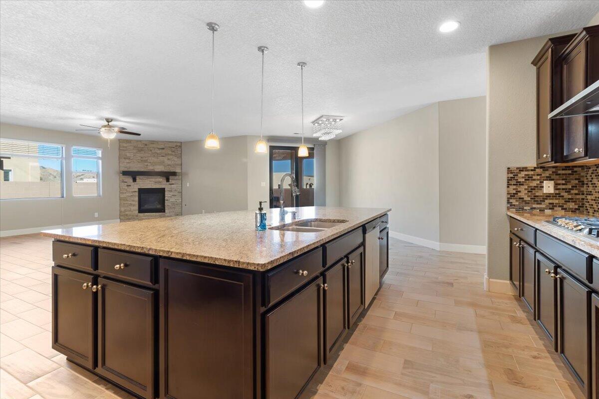 1839 Truchas Peak Trail NE