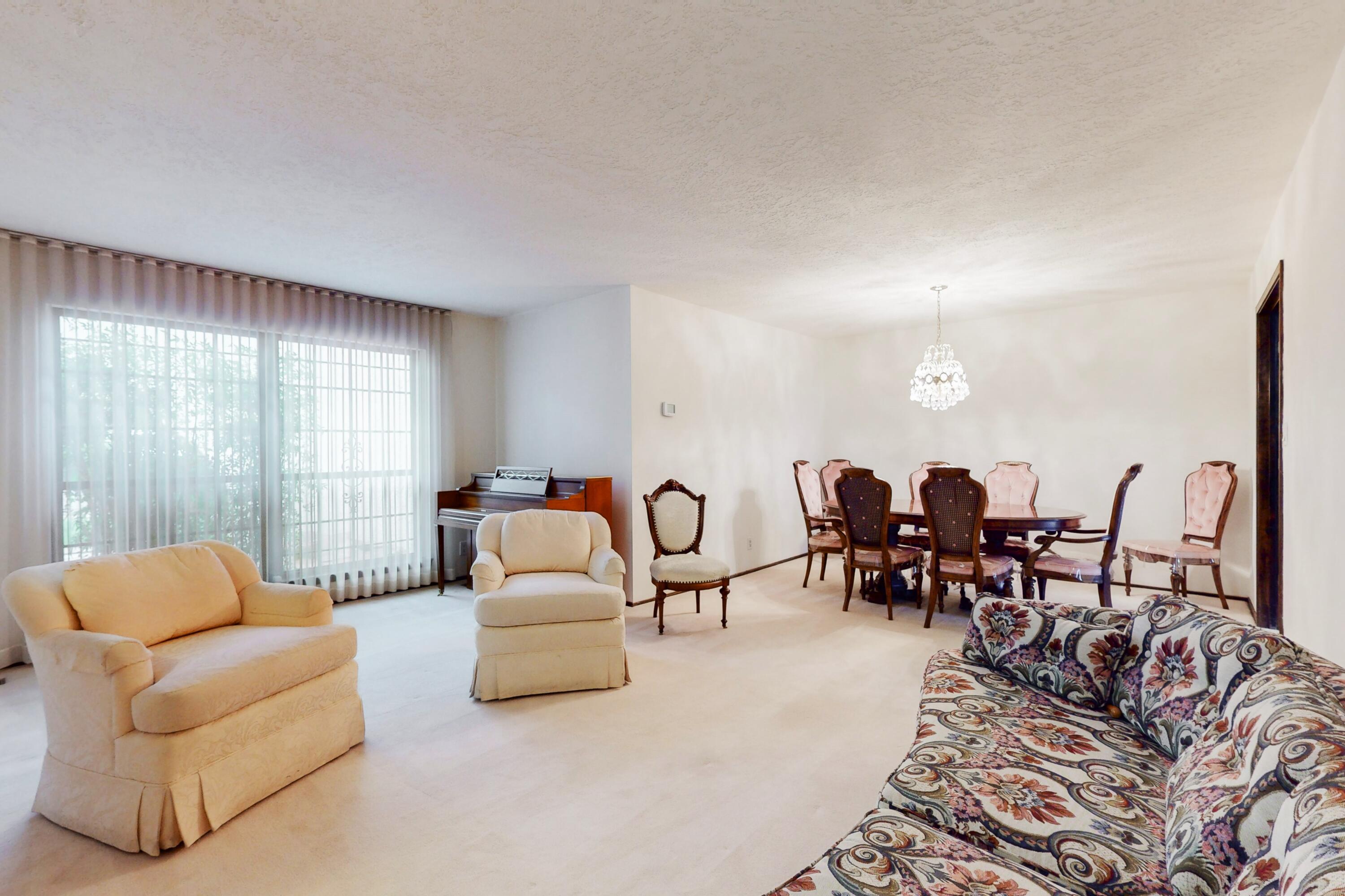 3805 Camino Don Diego NE