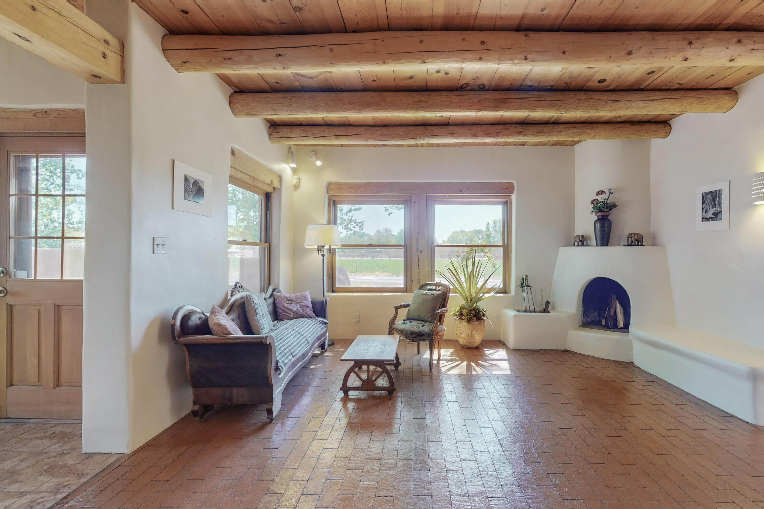 425 La Comunidad NW