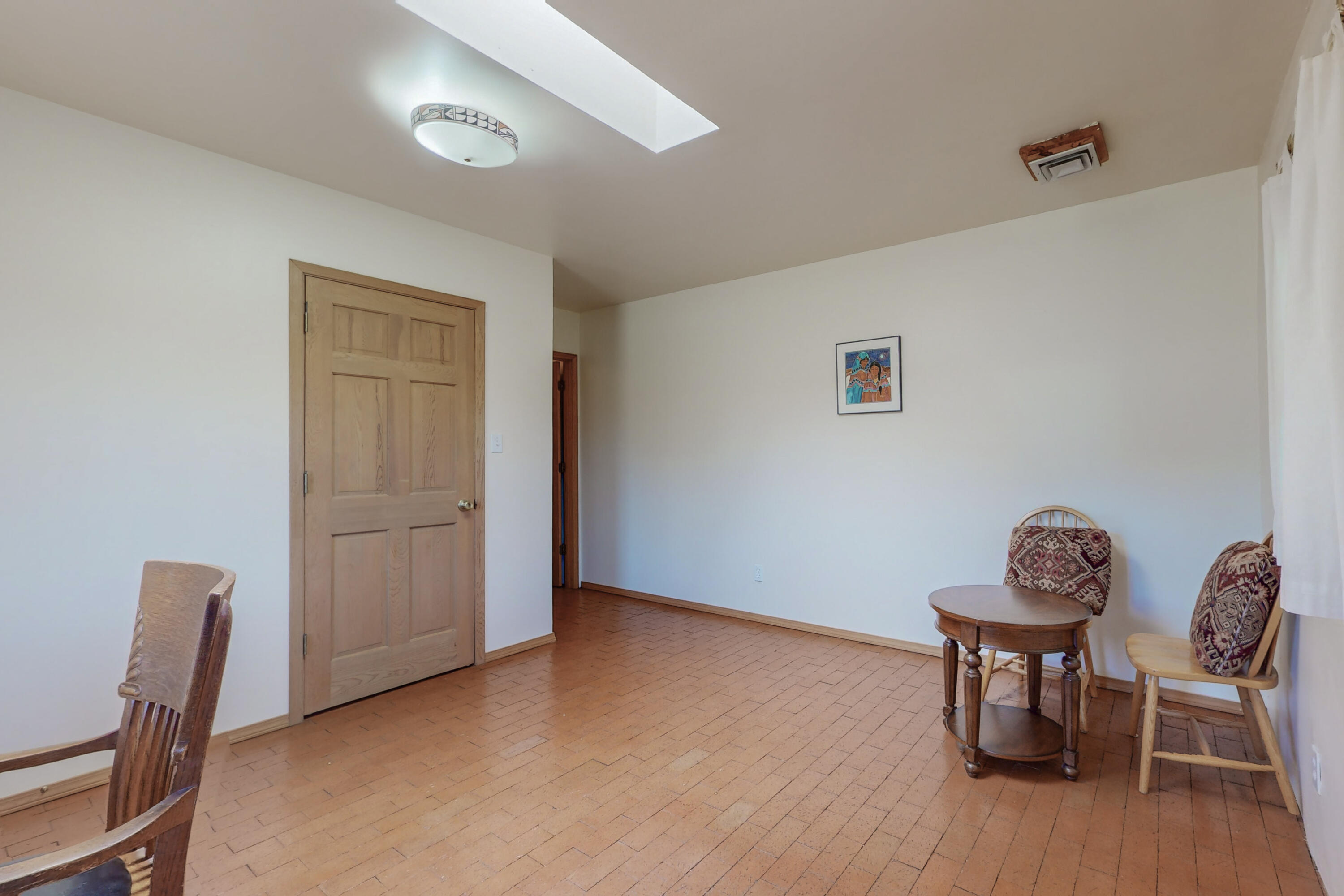 425 La Comunidad NW