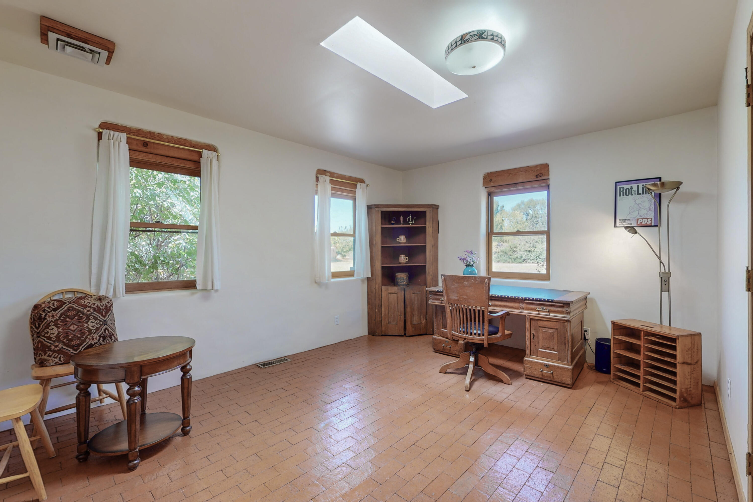 425 La Comunidad NW
