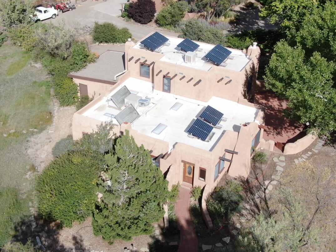 425 La Comunidad NW