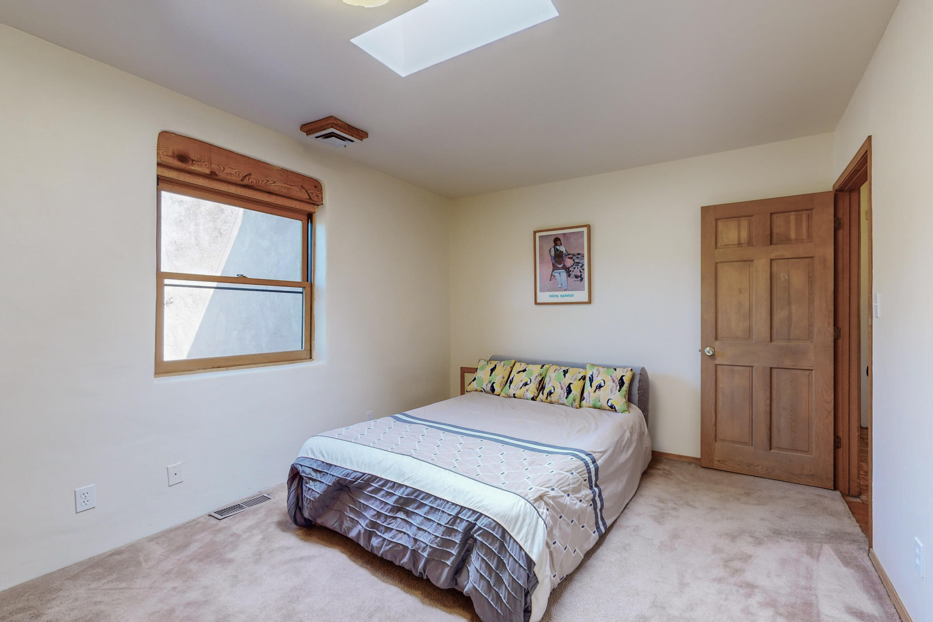 425 La Comunidad NW