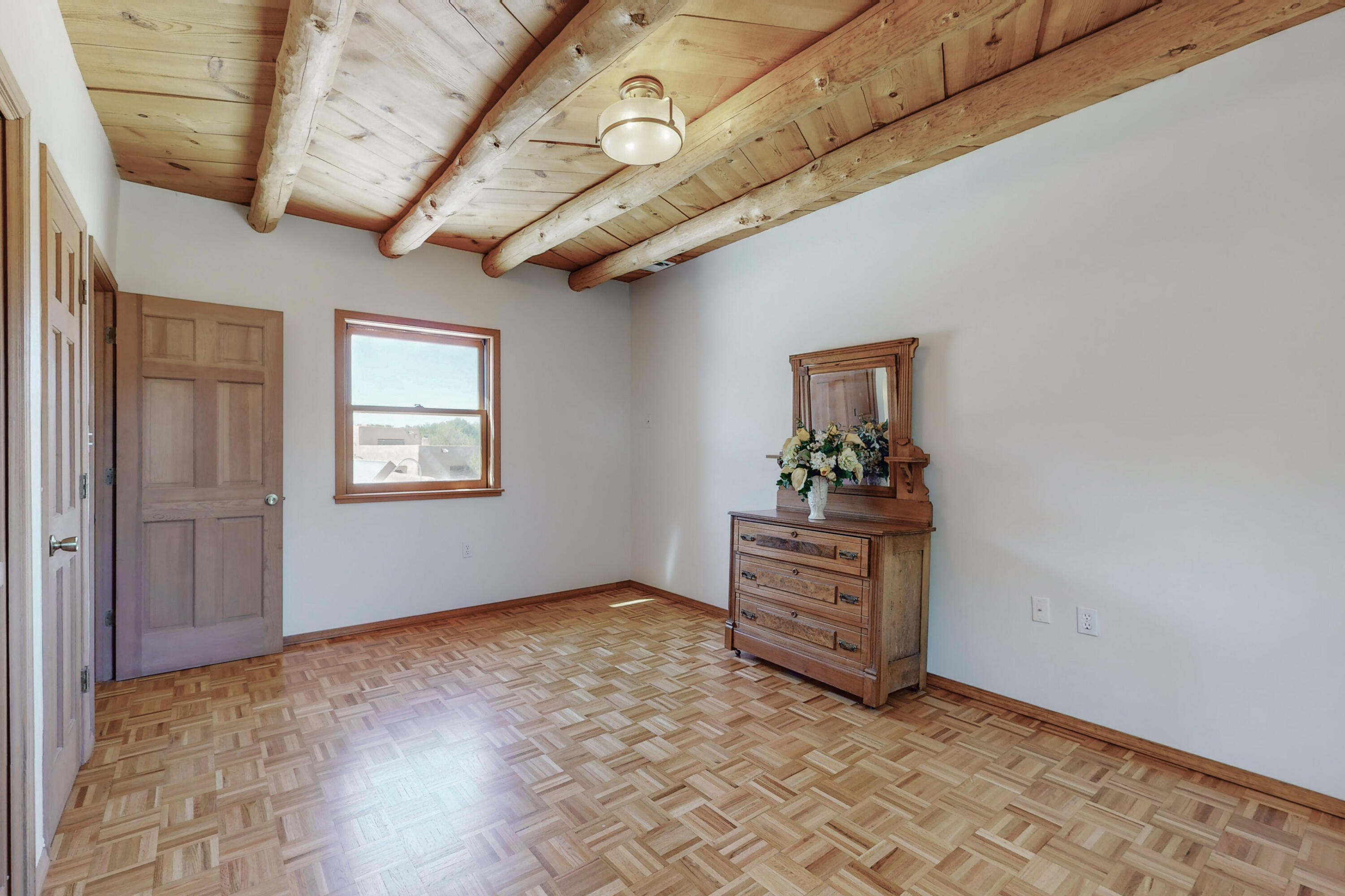 425 La Comunidad NW