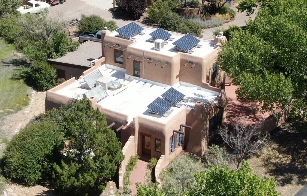 425 La Comunidad NW