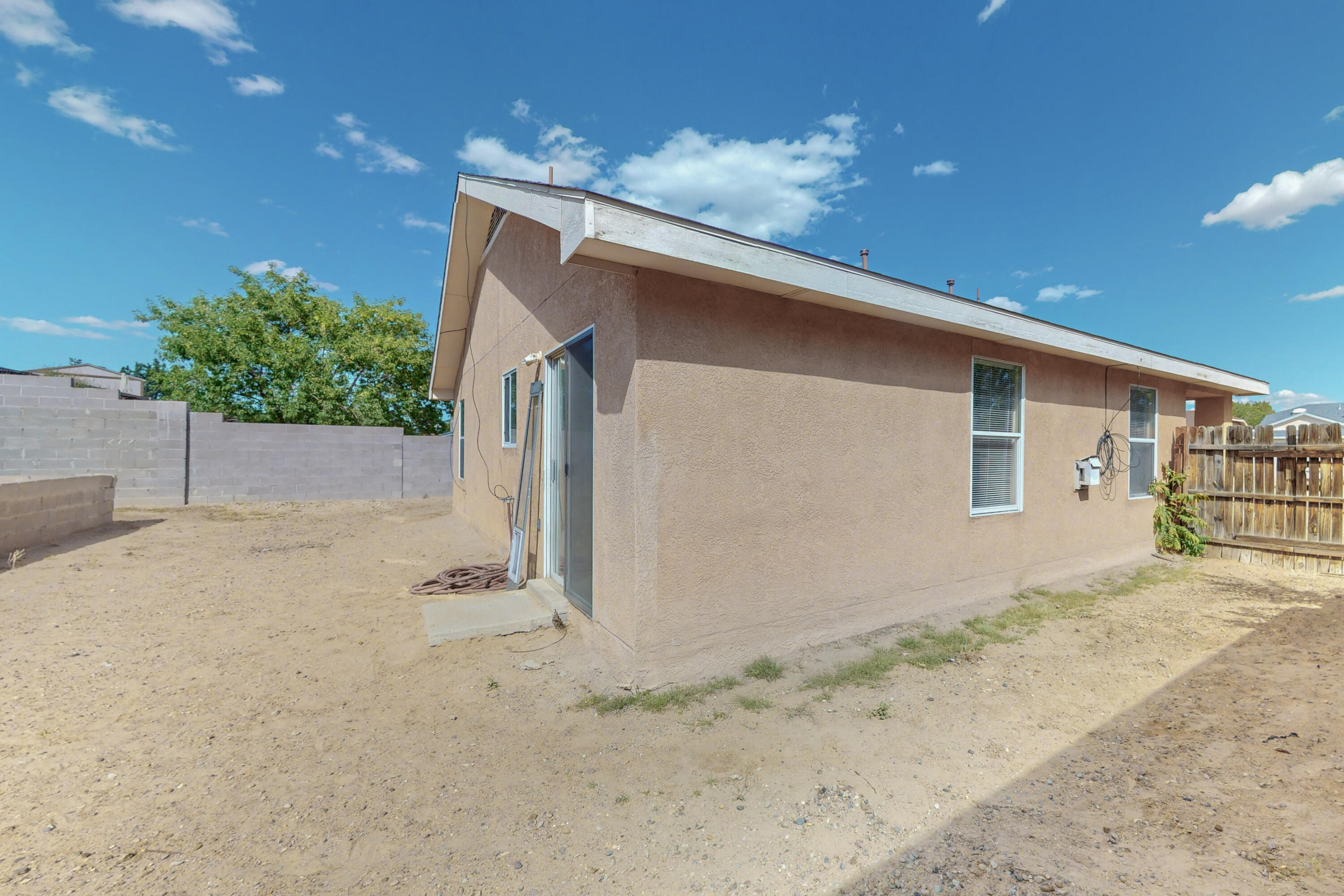 1511 Corriz Drive SW