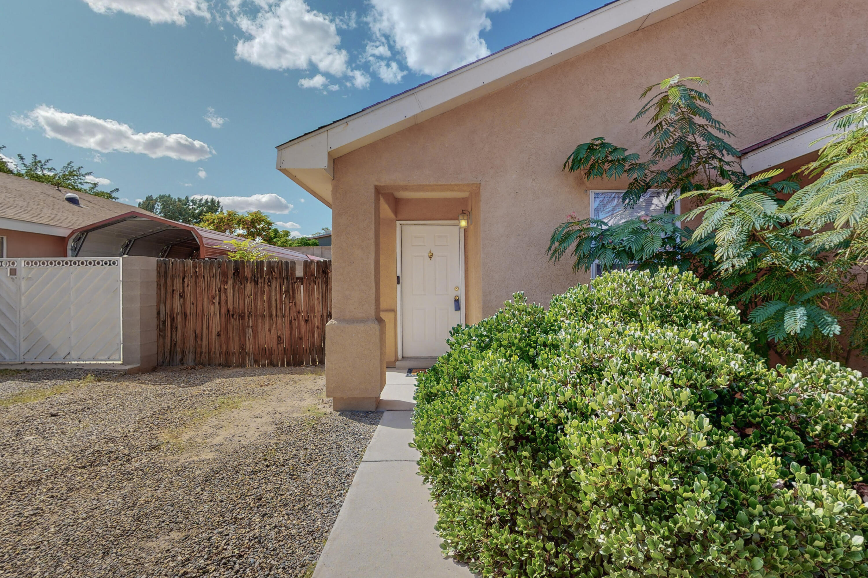 1511 Corriz Drive SW