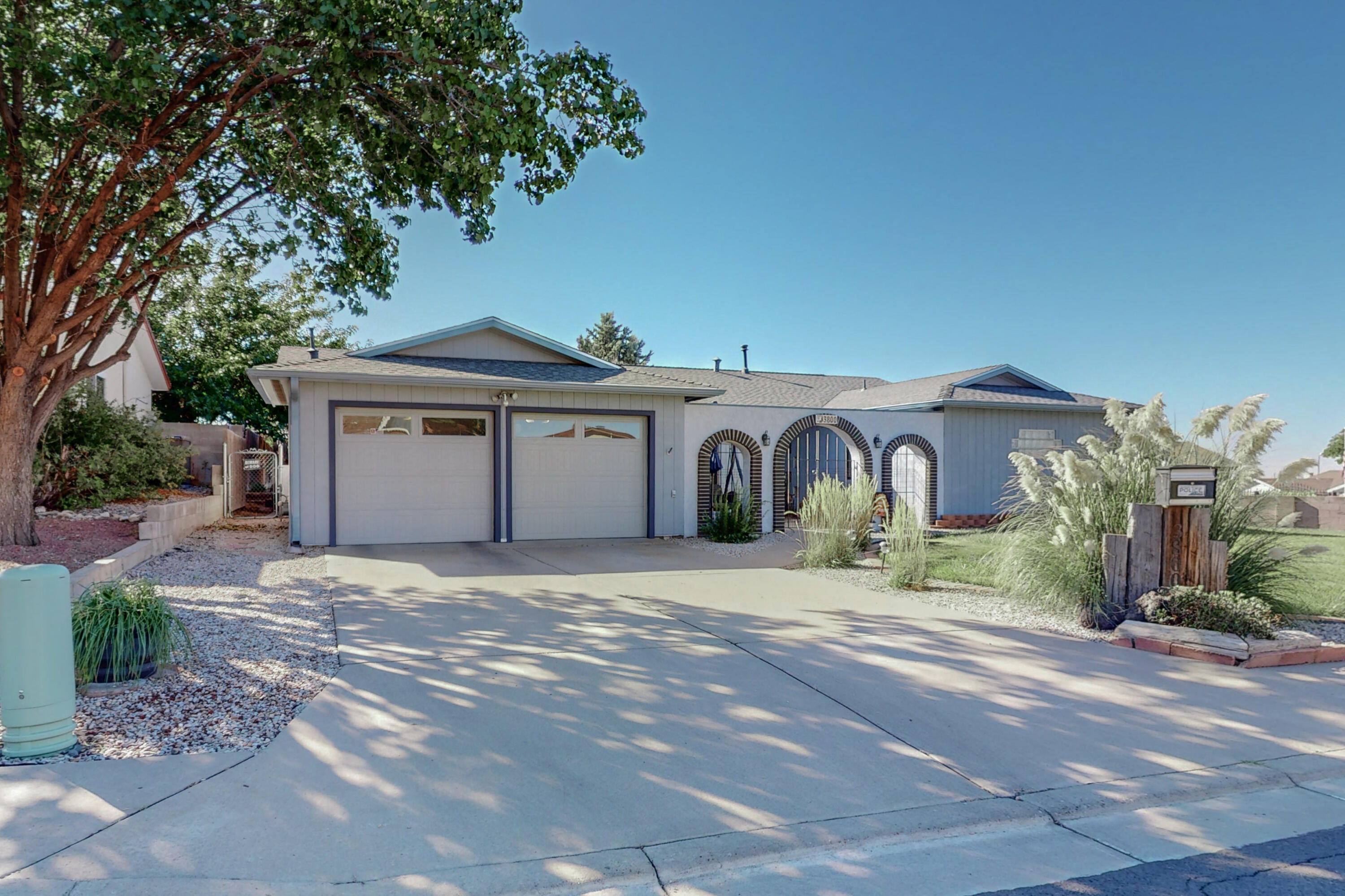 3800 Madrid Drive NE