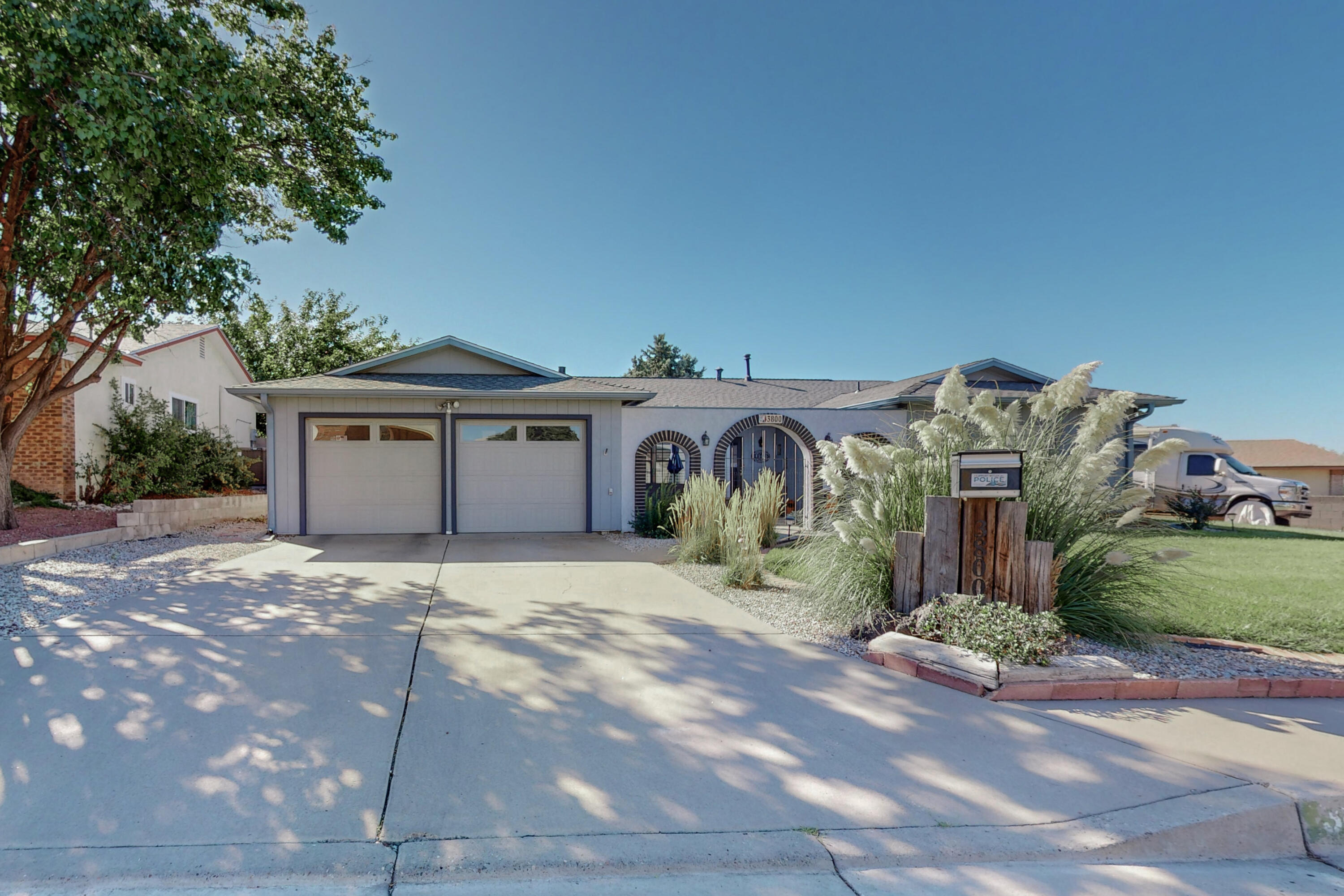 3800 Madrid Drive NE