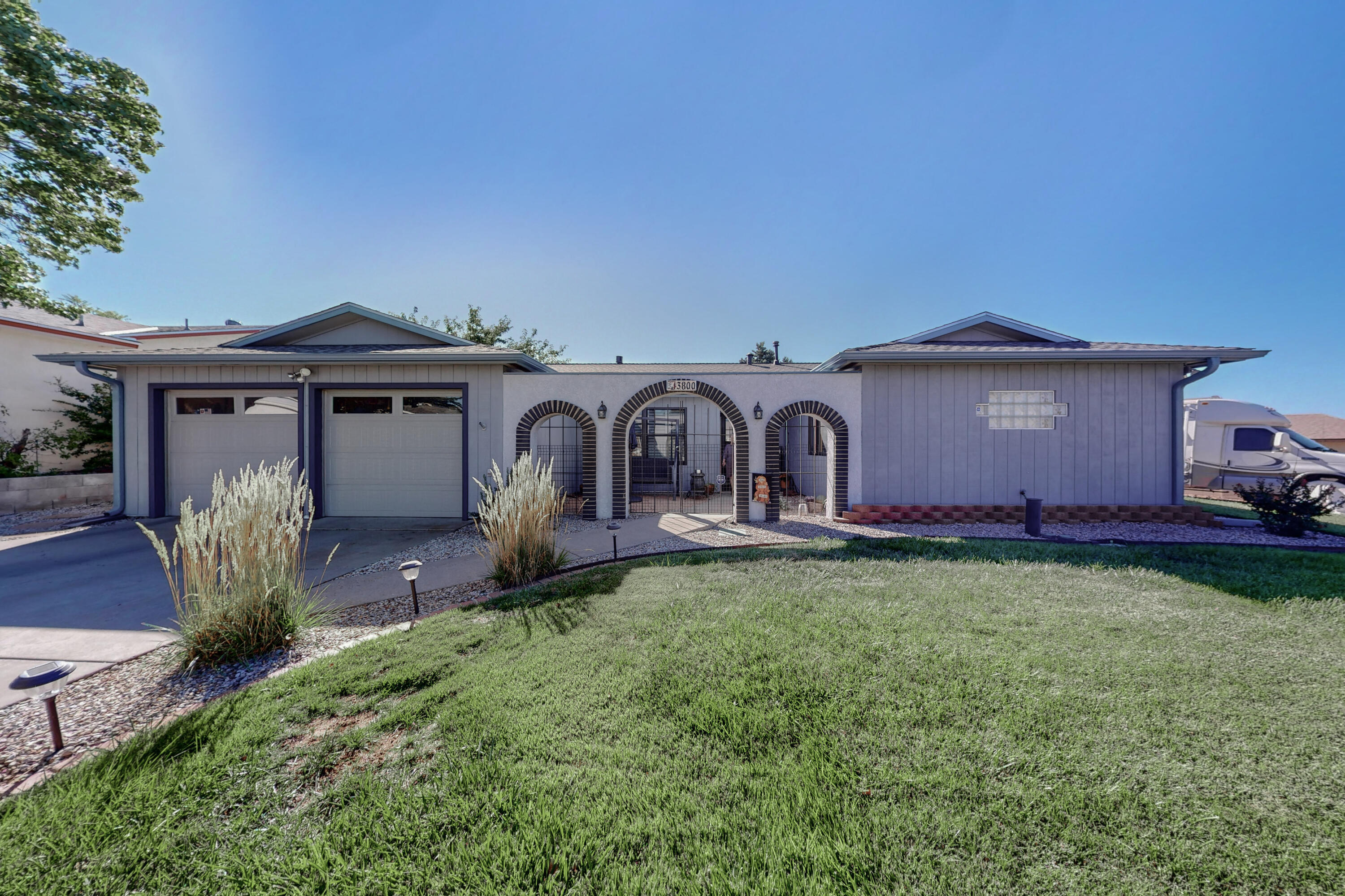 3800 Madrid Drive NE
