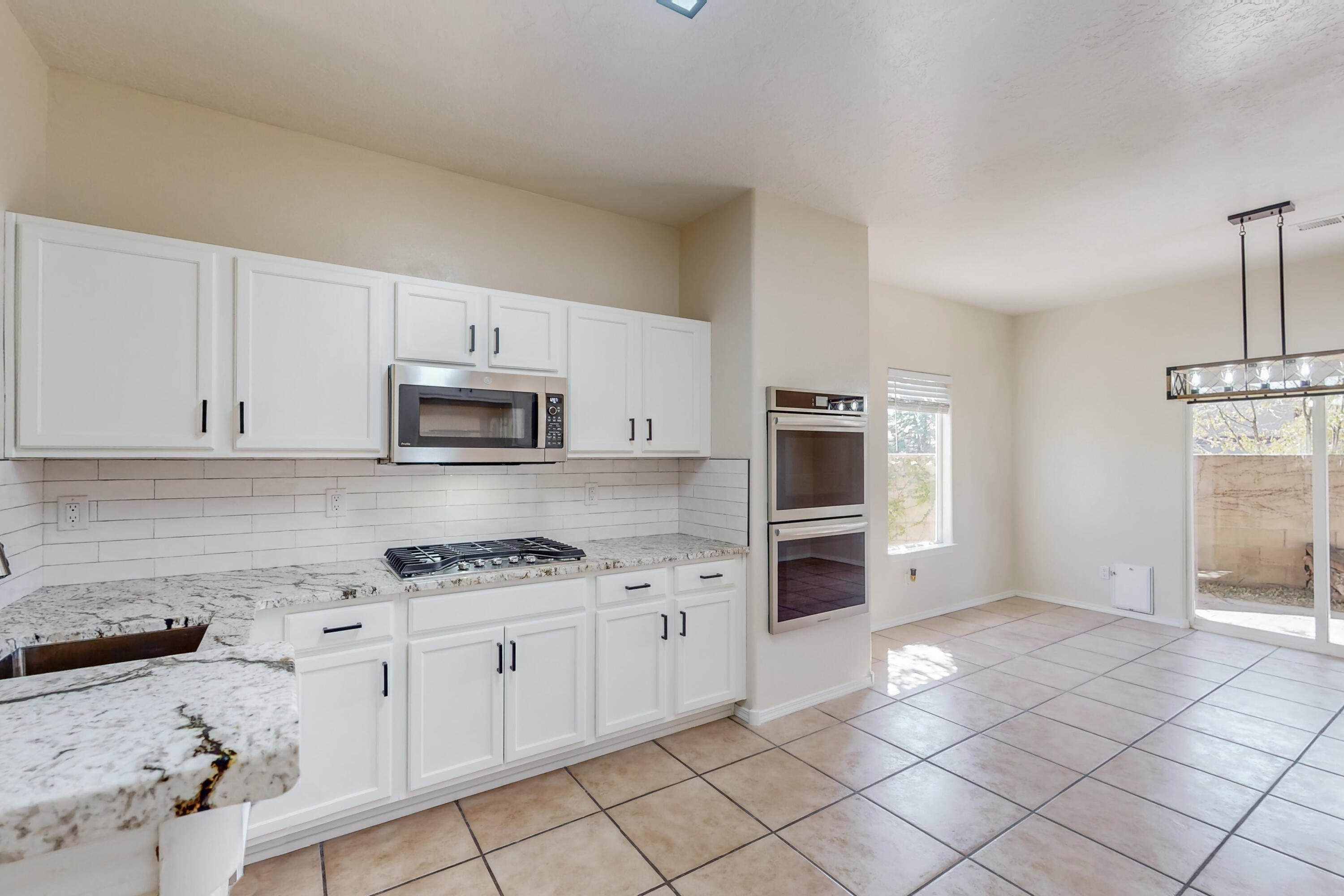 3797 Candelarias Lane NW