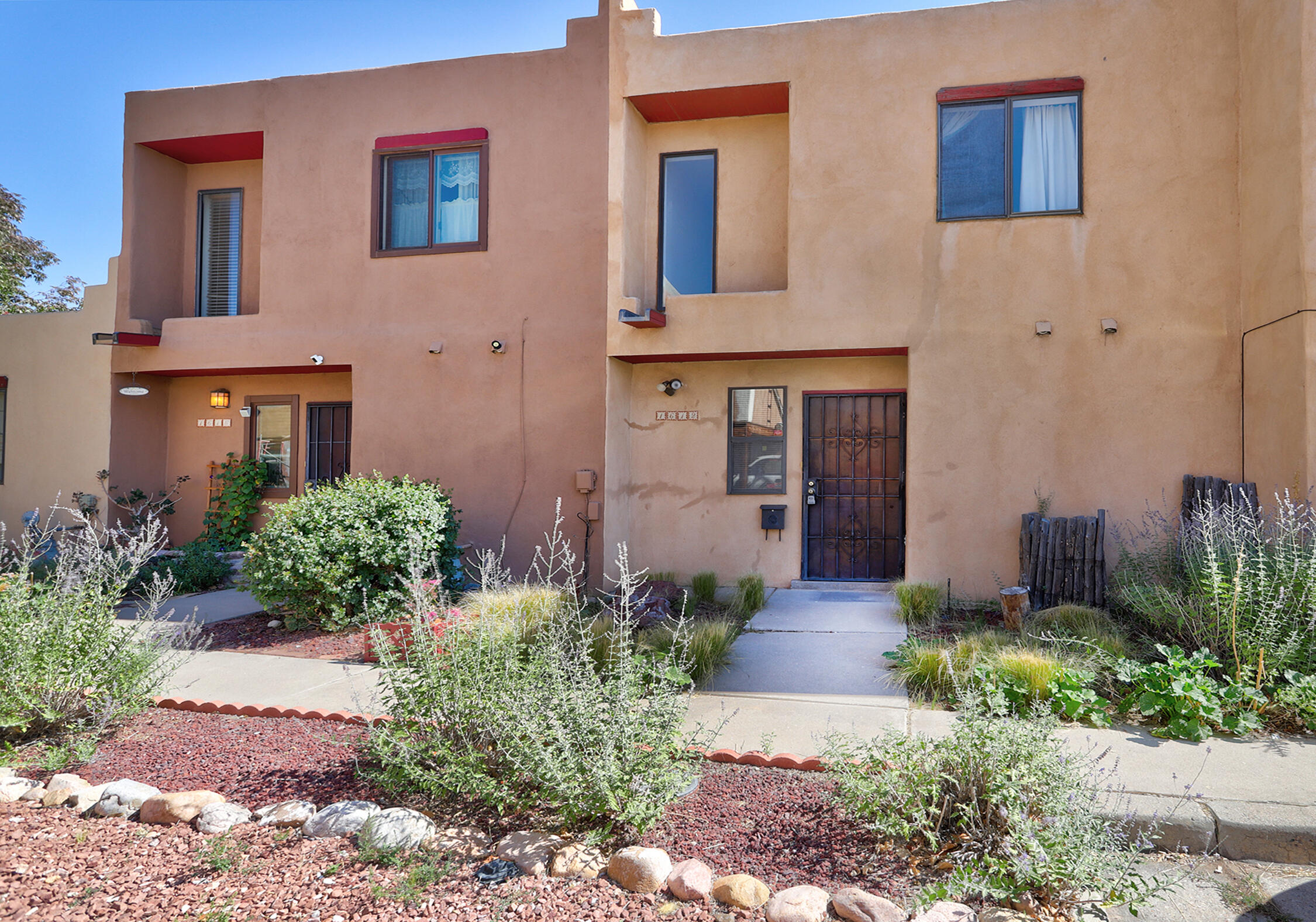 1612 Calle De Oriente