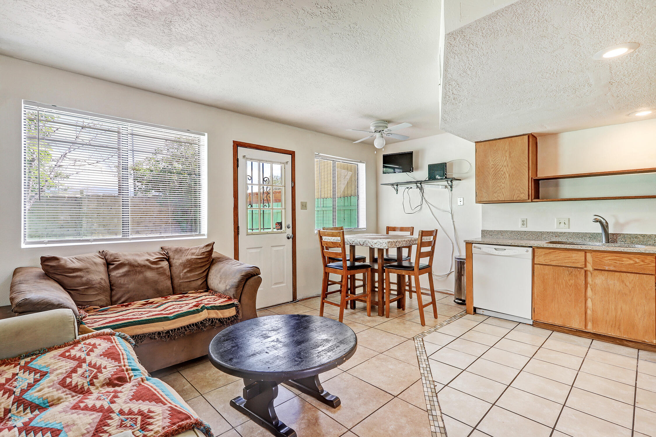 1612 Calle De Oriente