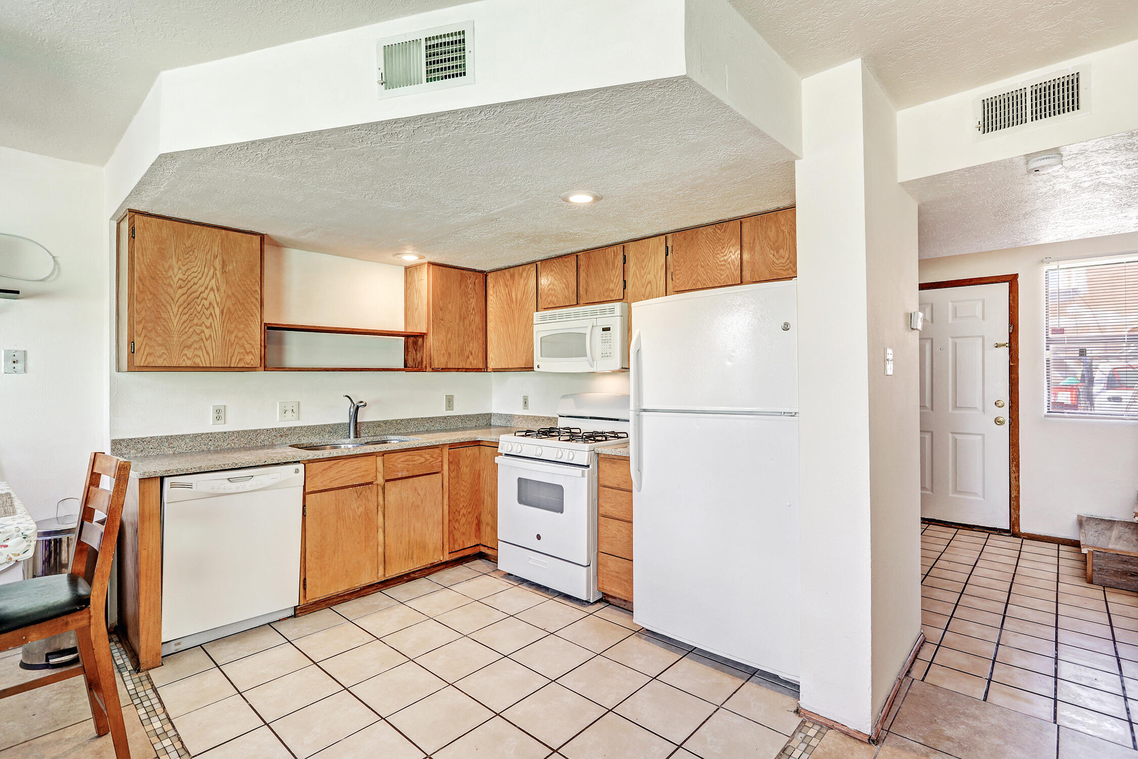 1612 Calle De Oriente