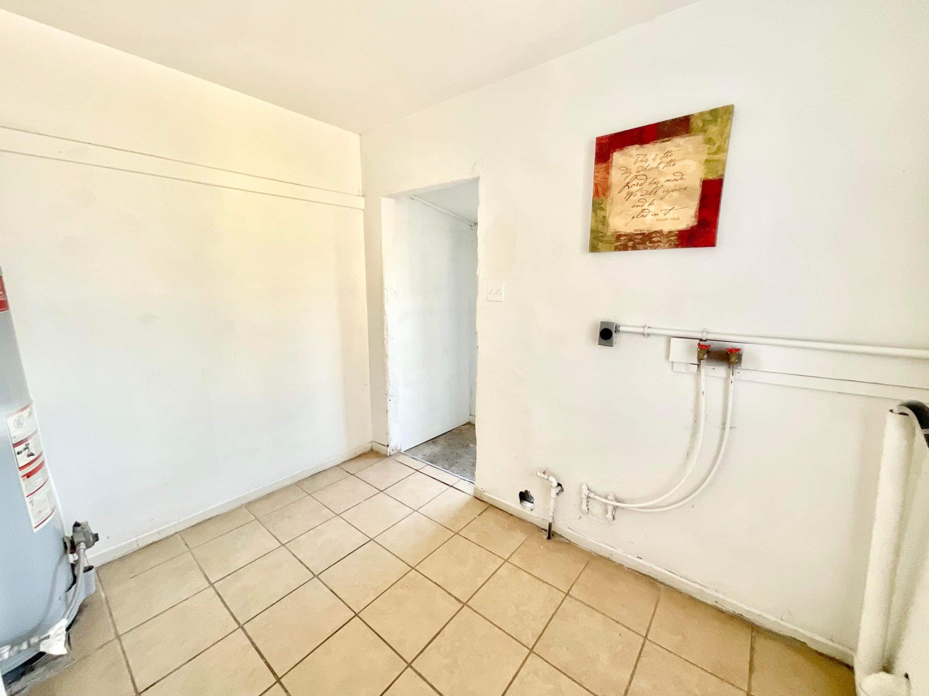 4036 Sunset Gardens Road SW