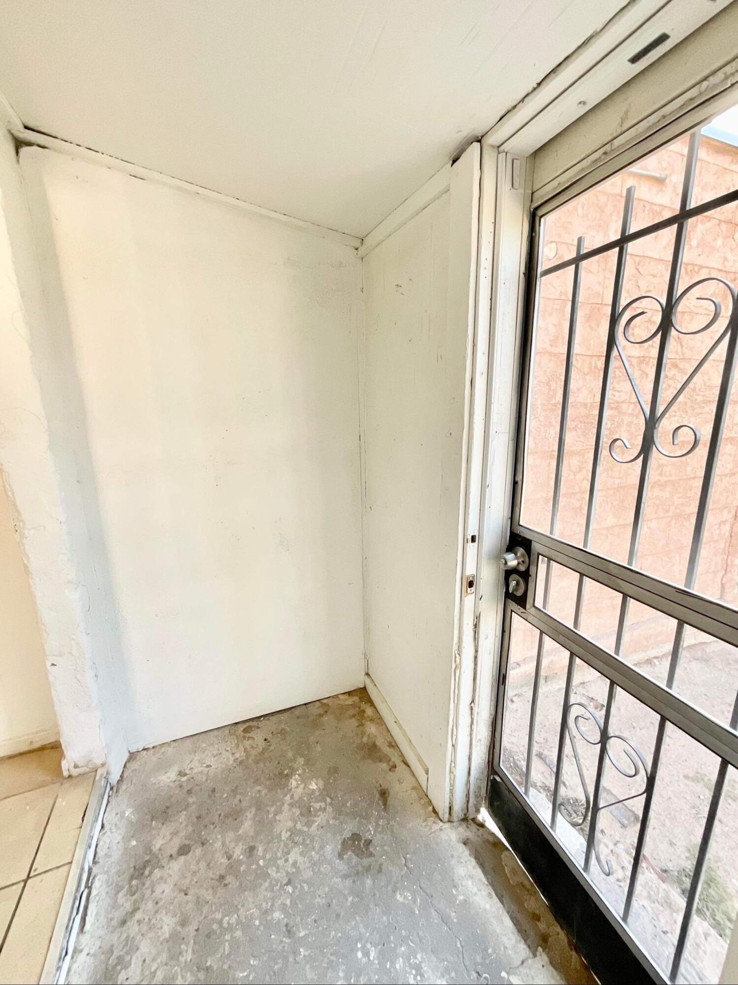 4036 Sunset Gardens Road SW