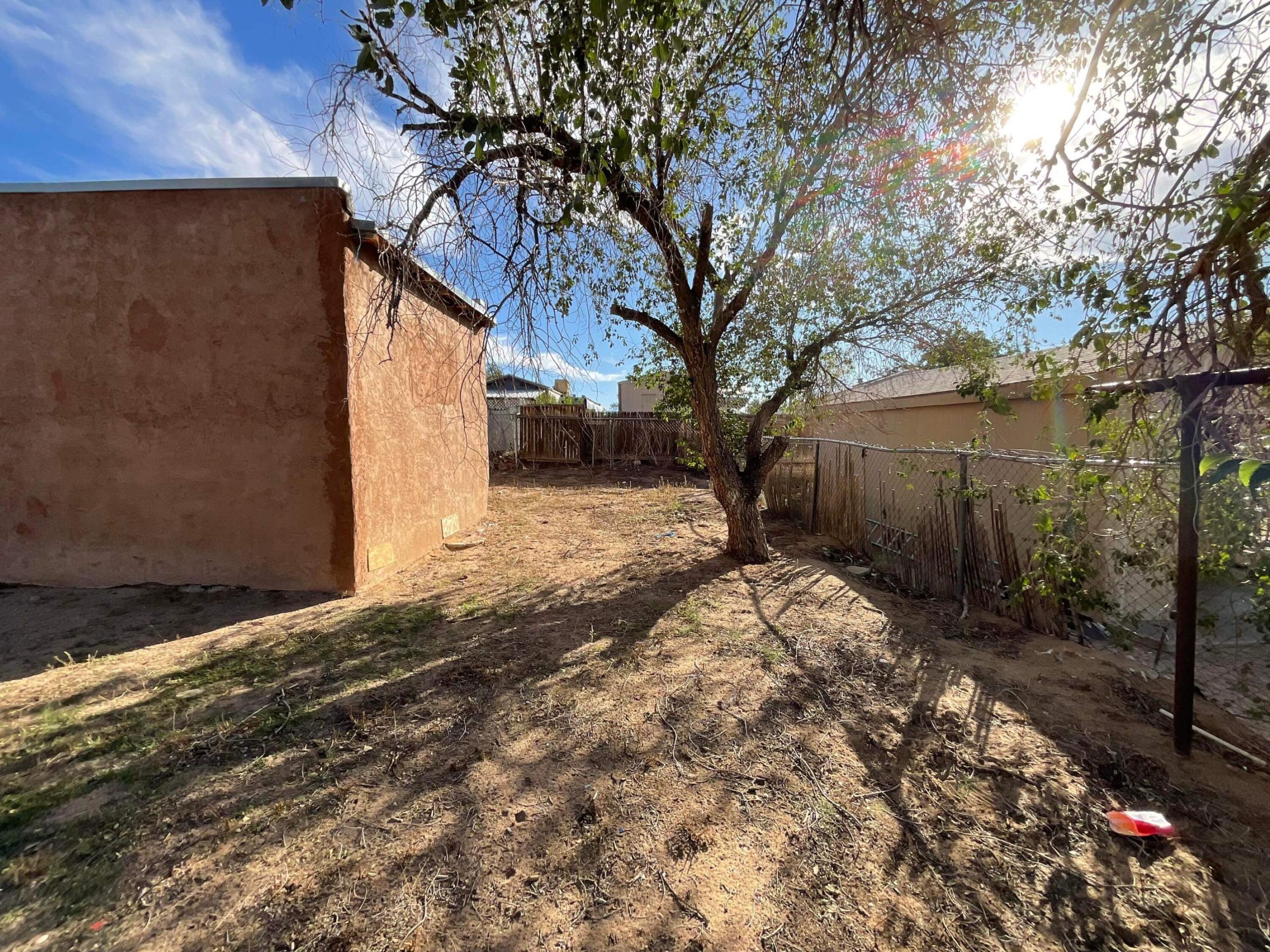 4036 Sunset Gardens Road SW