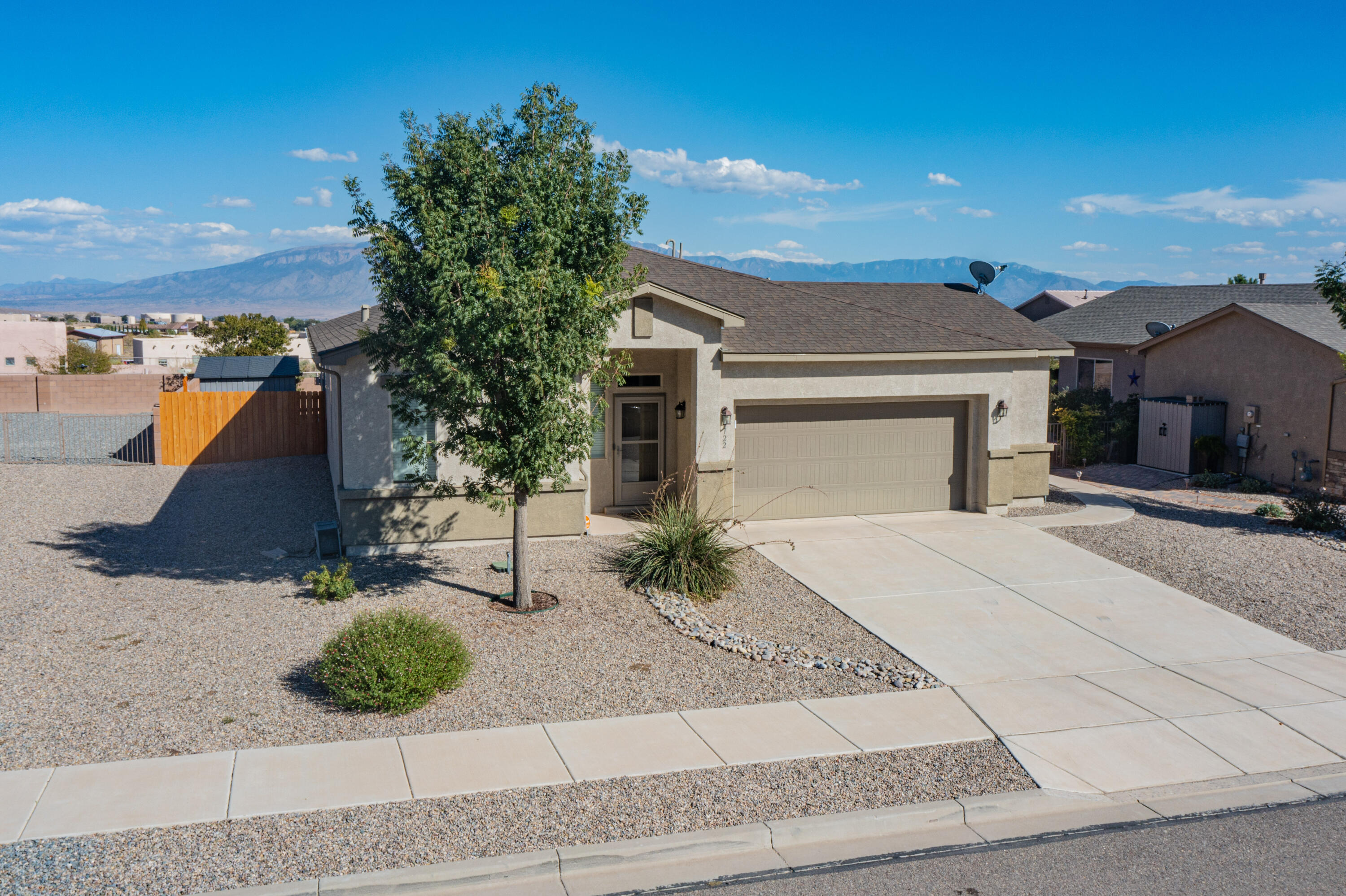 122 Landing Trail NE