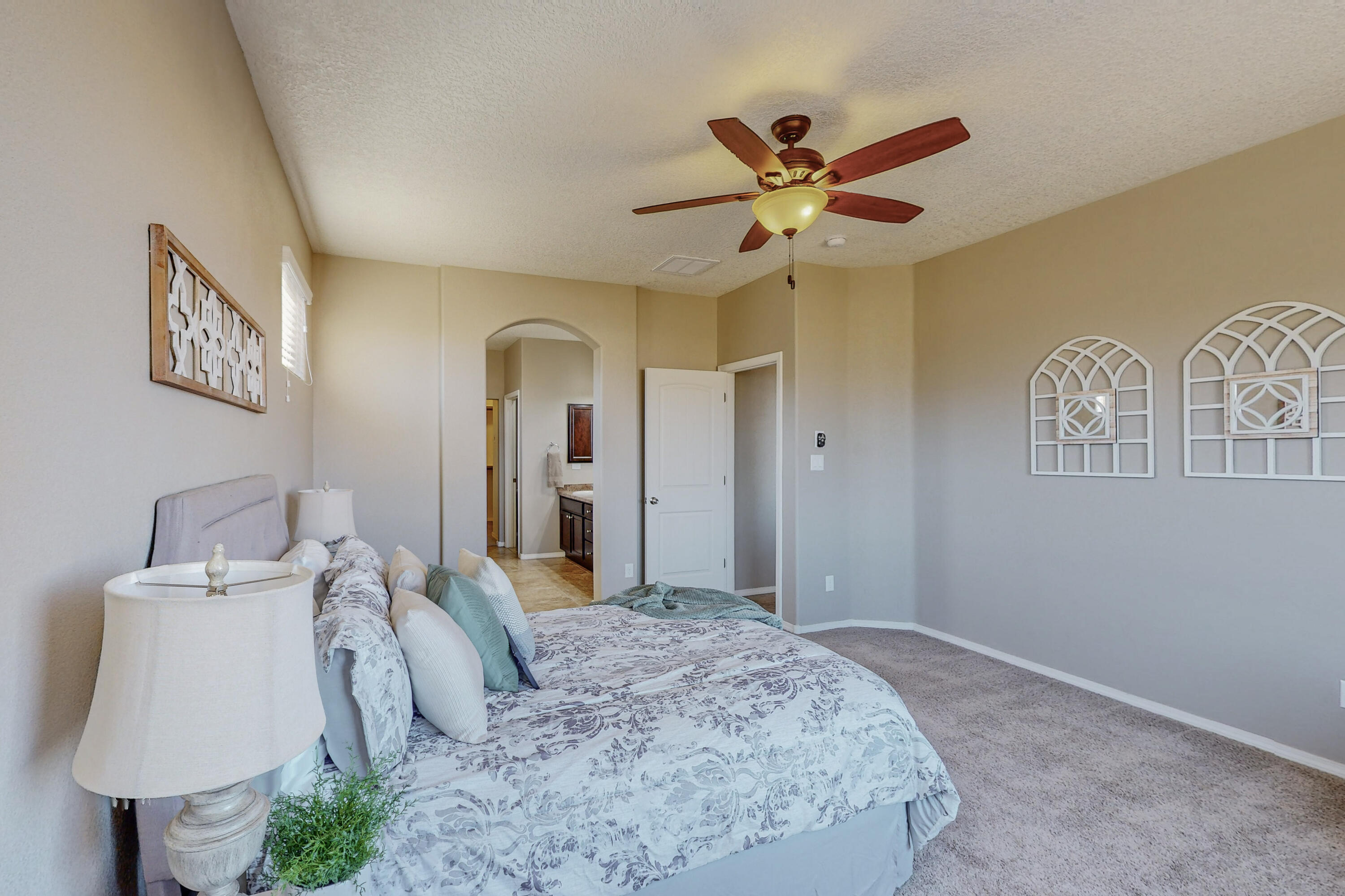 122 Landing Trail NE