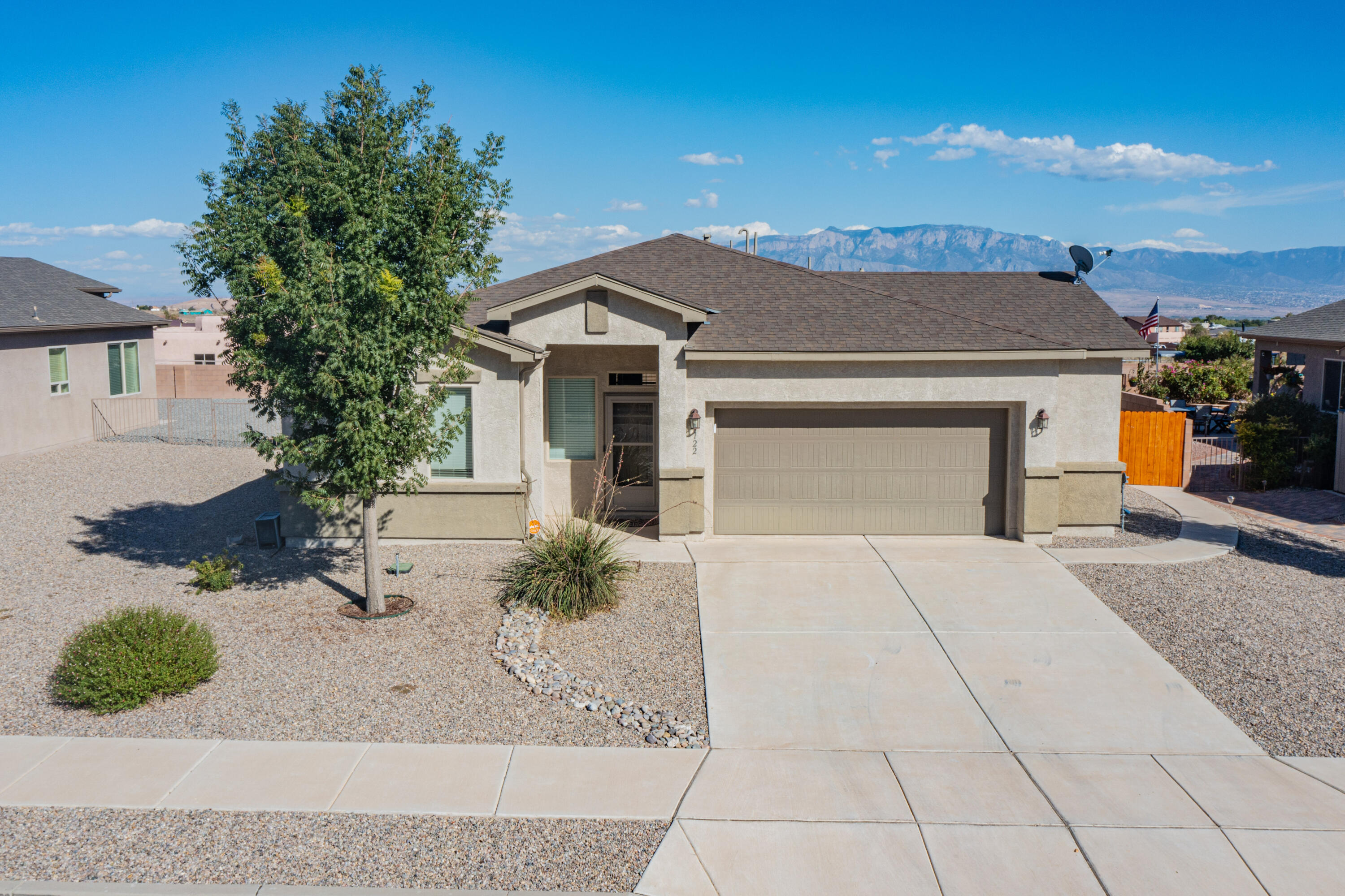 122 Landing Trail NE