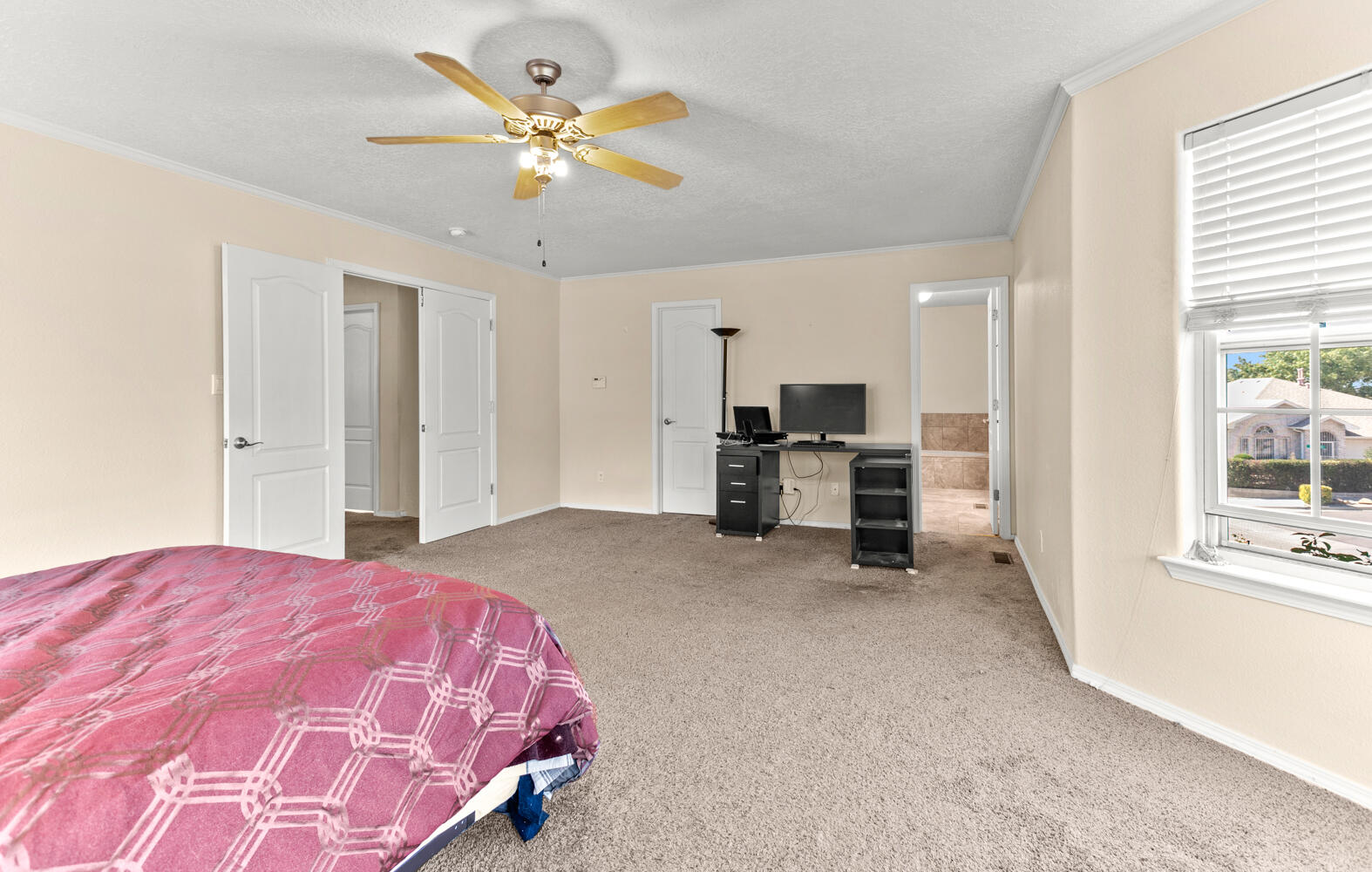 6809 El Modesto Court NE