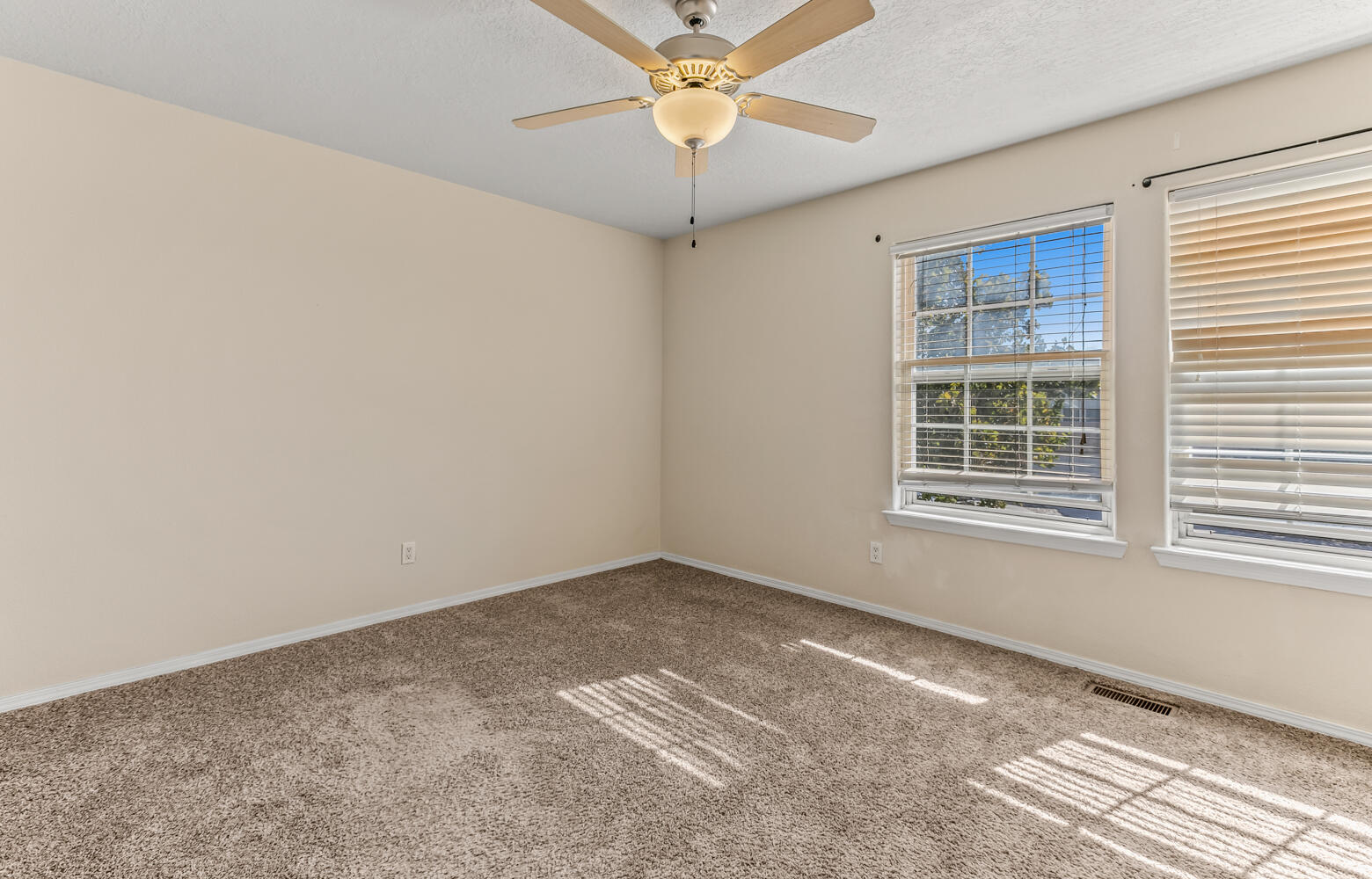 6809 El Modesto Court NE