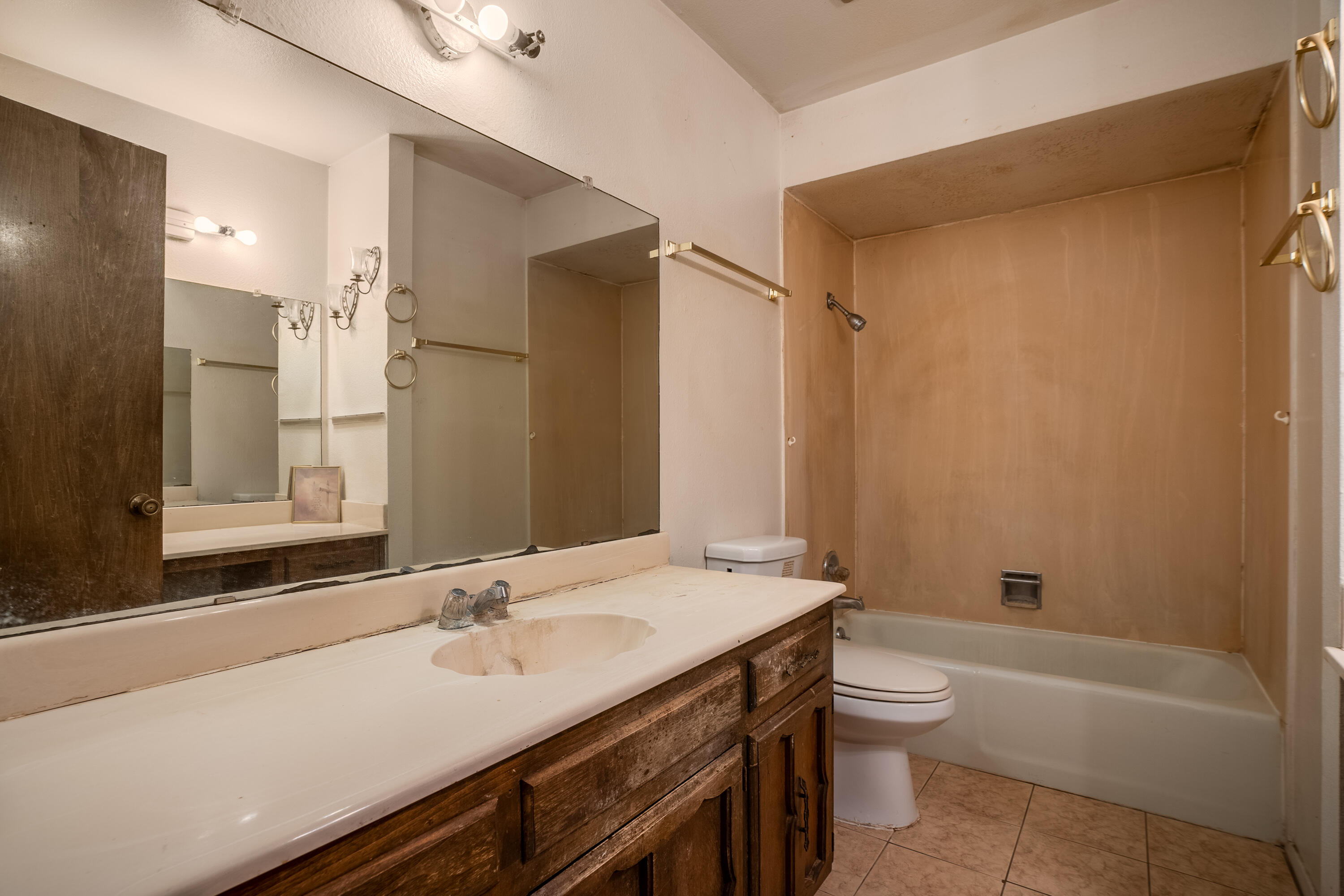 301 Hillandale Avenue