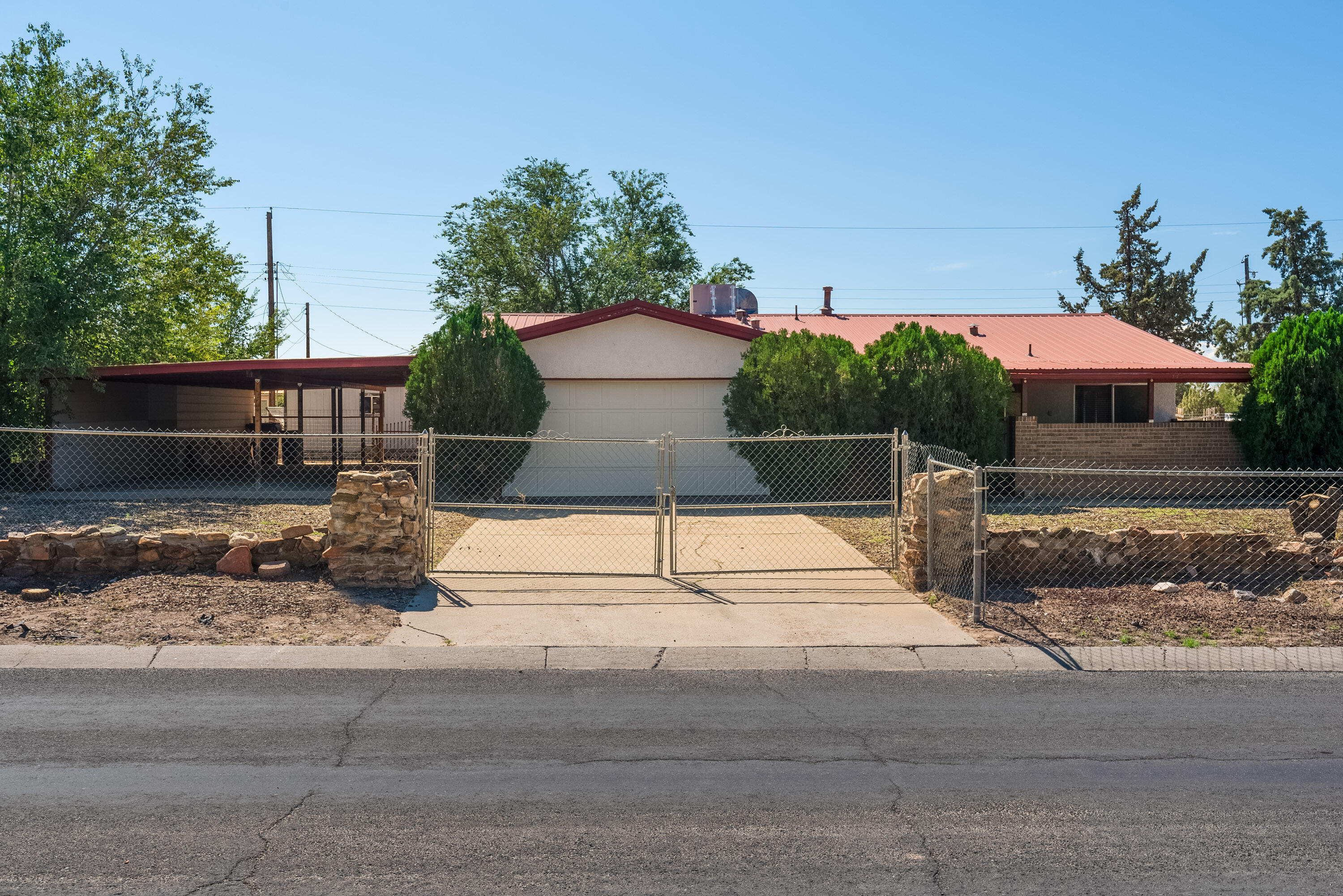 301 Hillandale Avenue