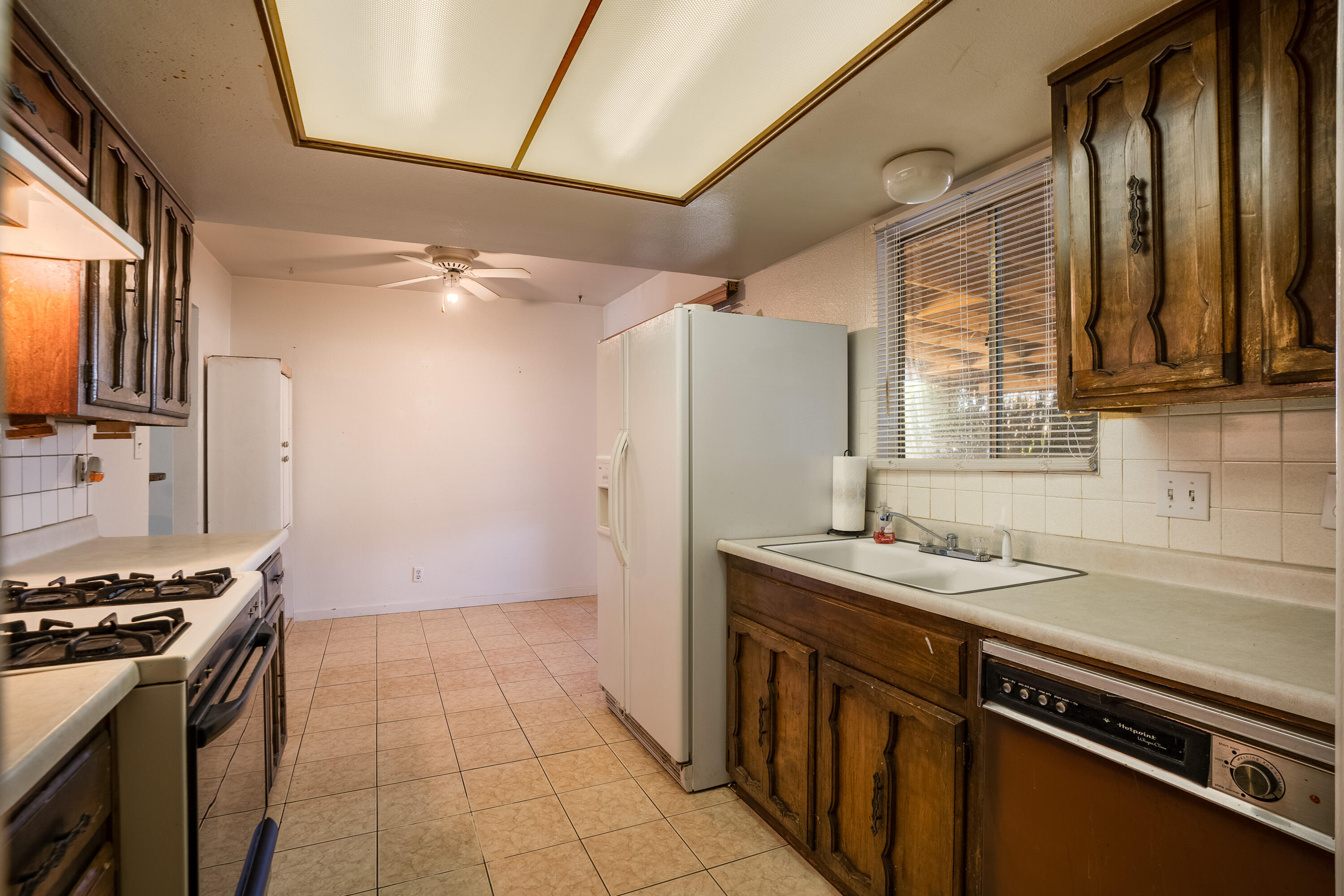 301 Hillandale Avenue