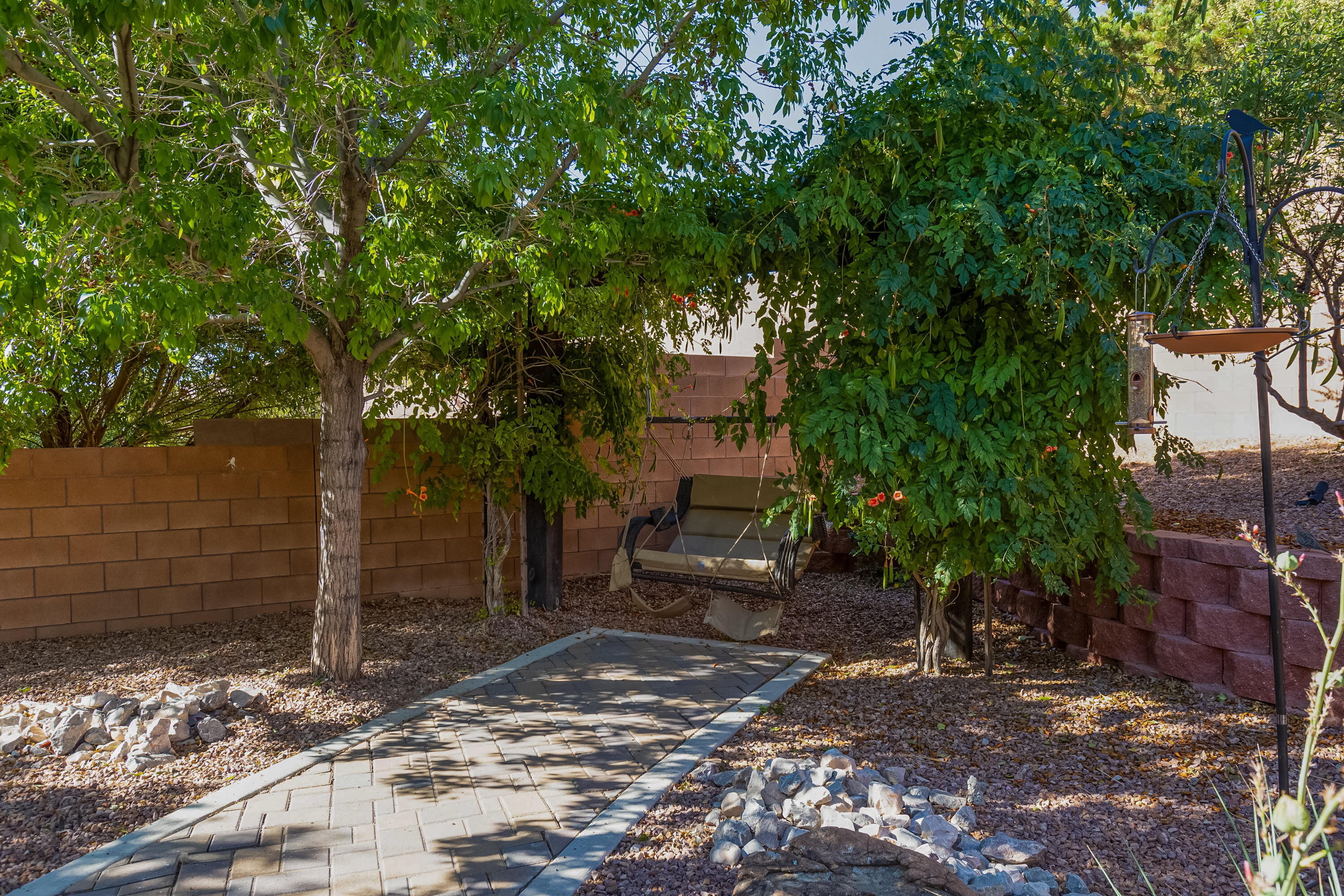 409 Valle Alto Drive NE