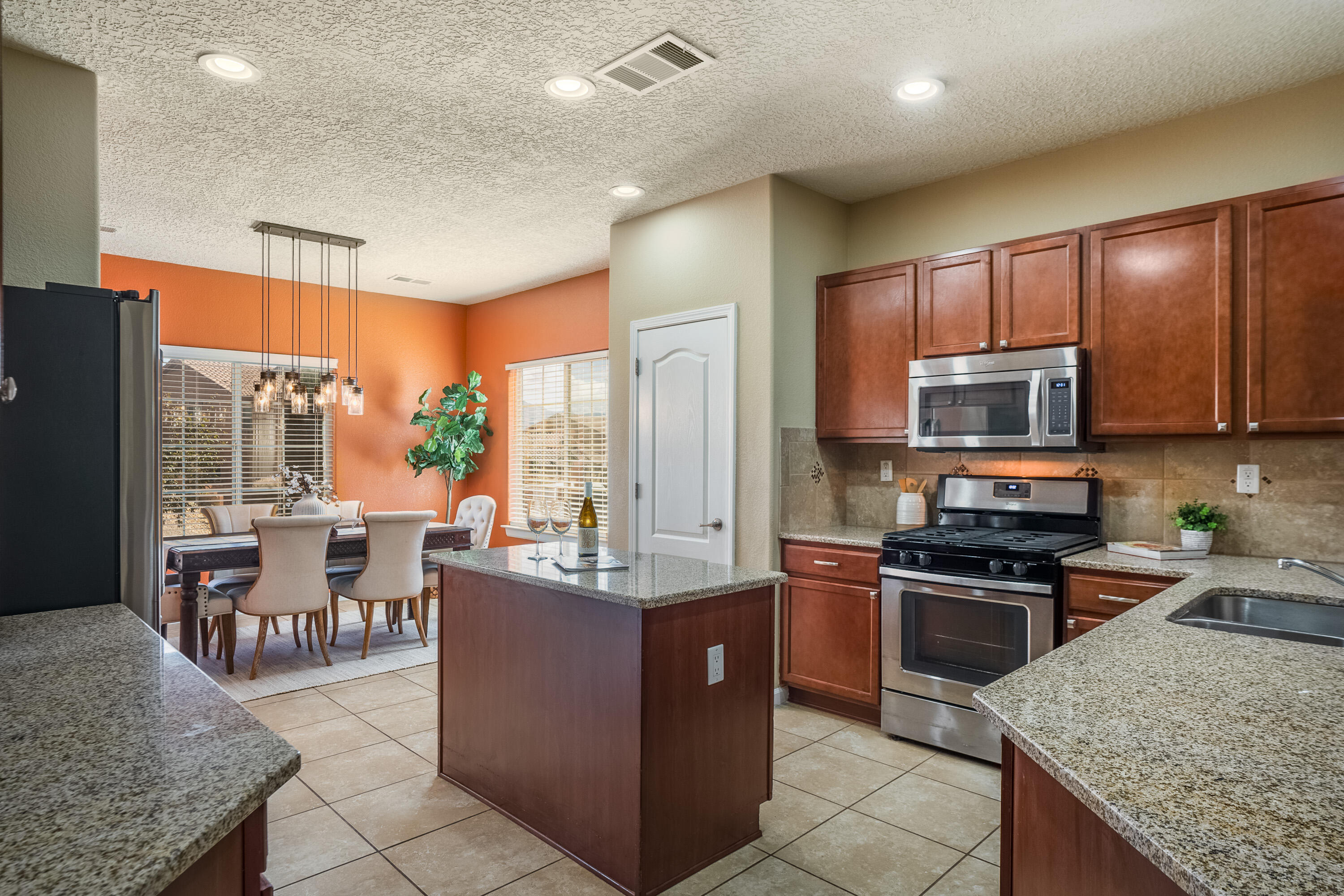 409 Valle Alto Drive NE