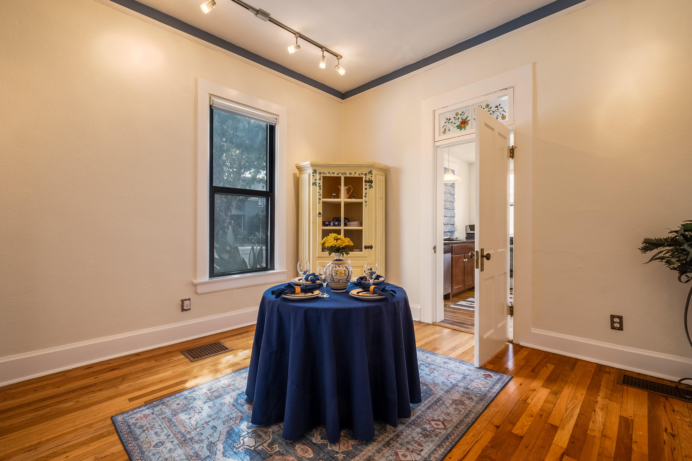 423 Walter Street SE