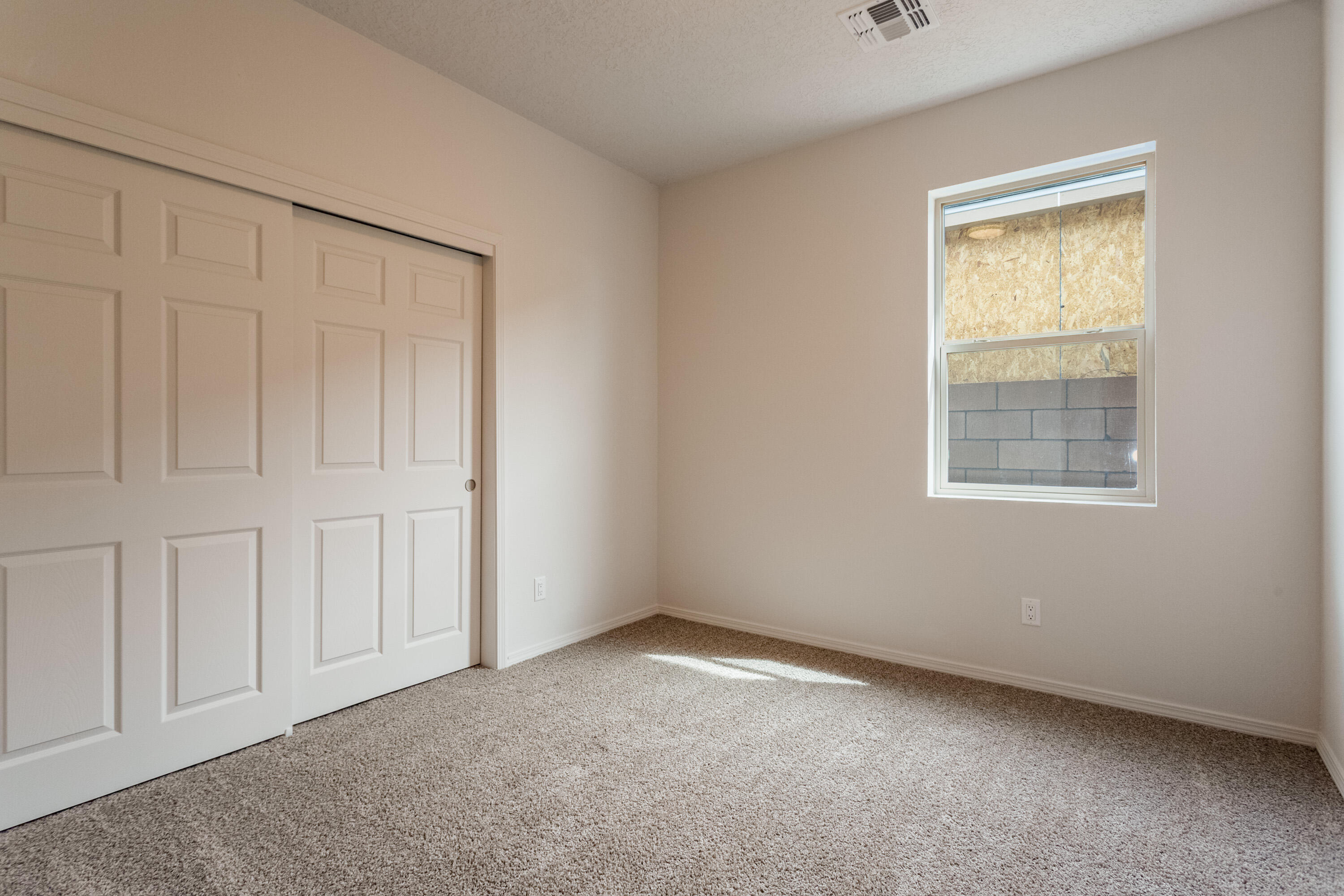 6320 Gannett Drive NE