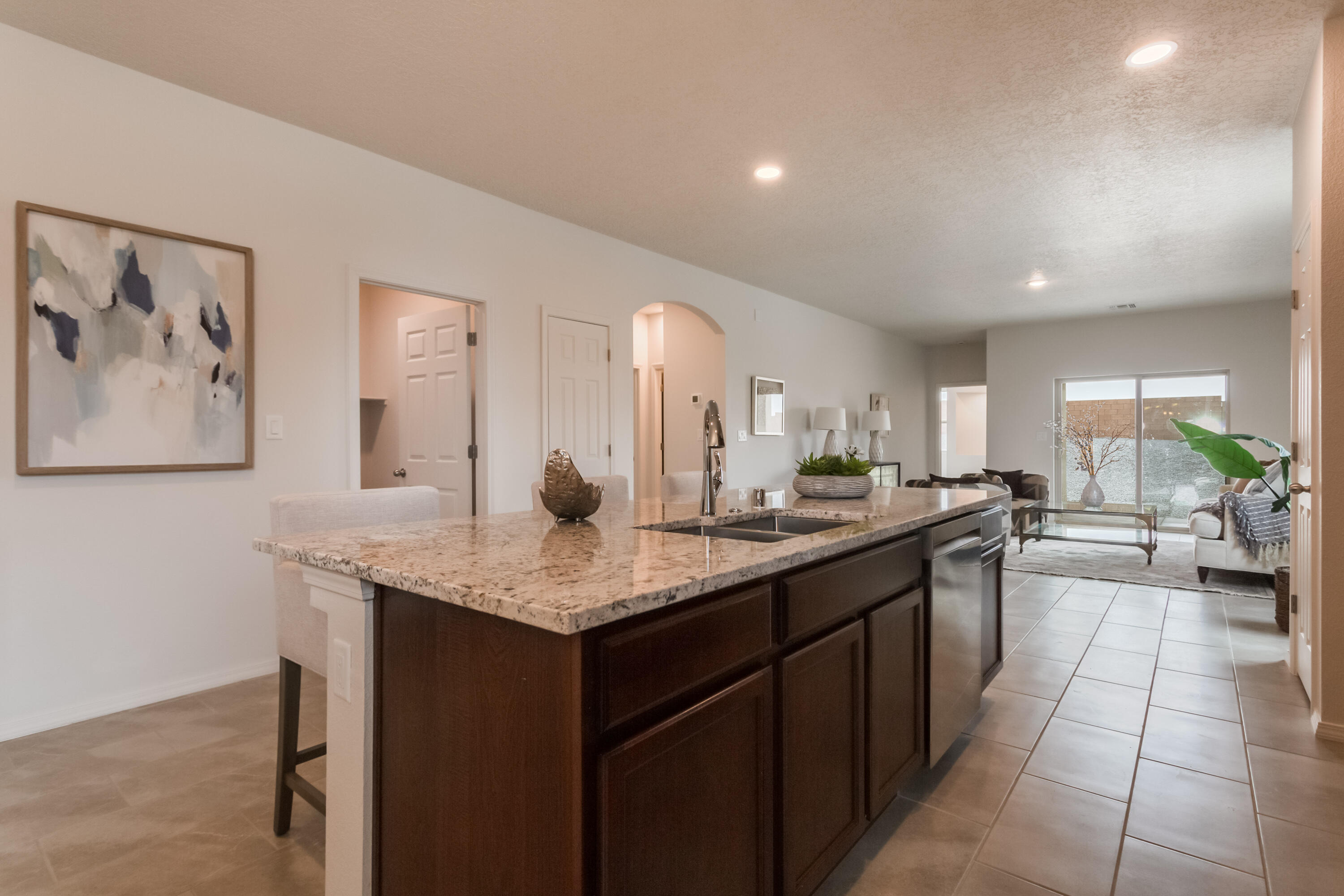 6320 Gannett Drive NE