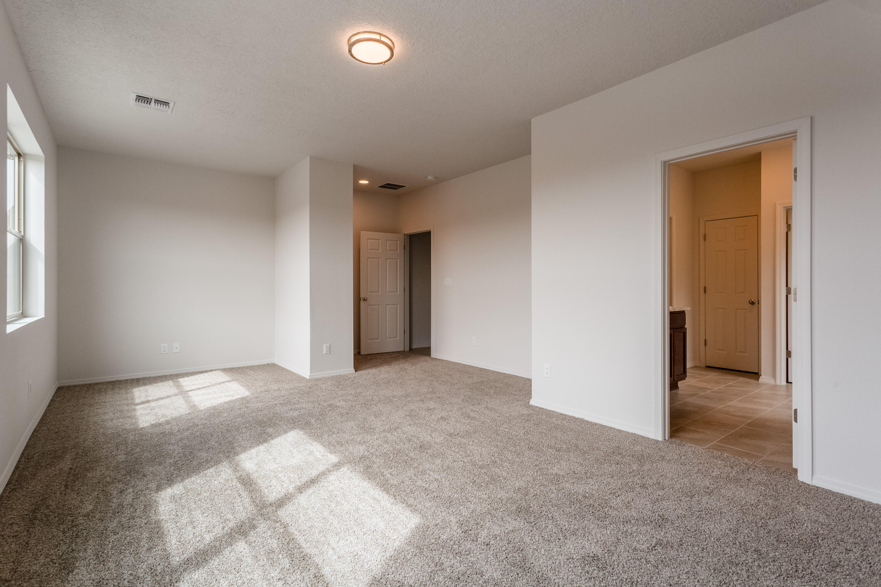 6320 Gannett Drive NE