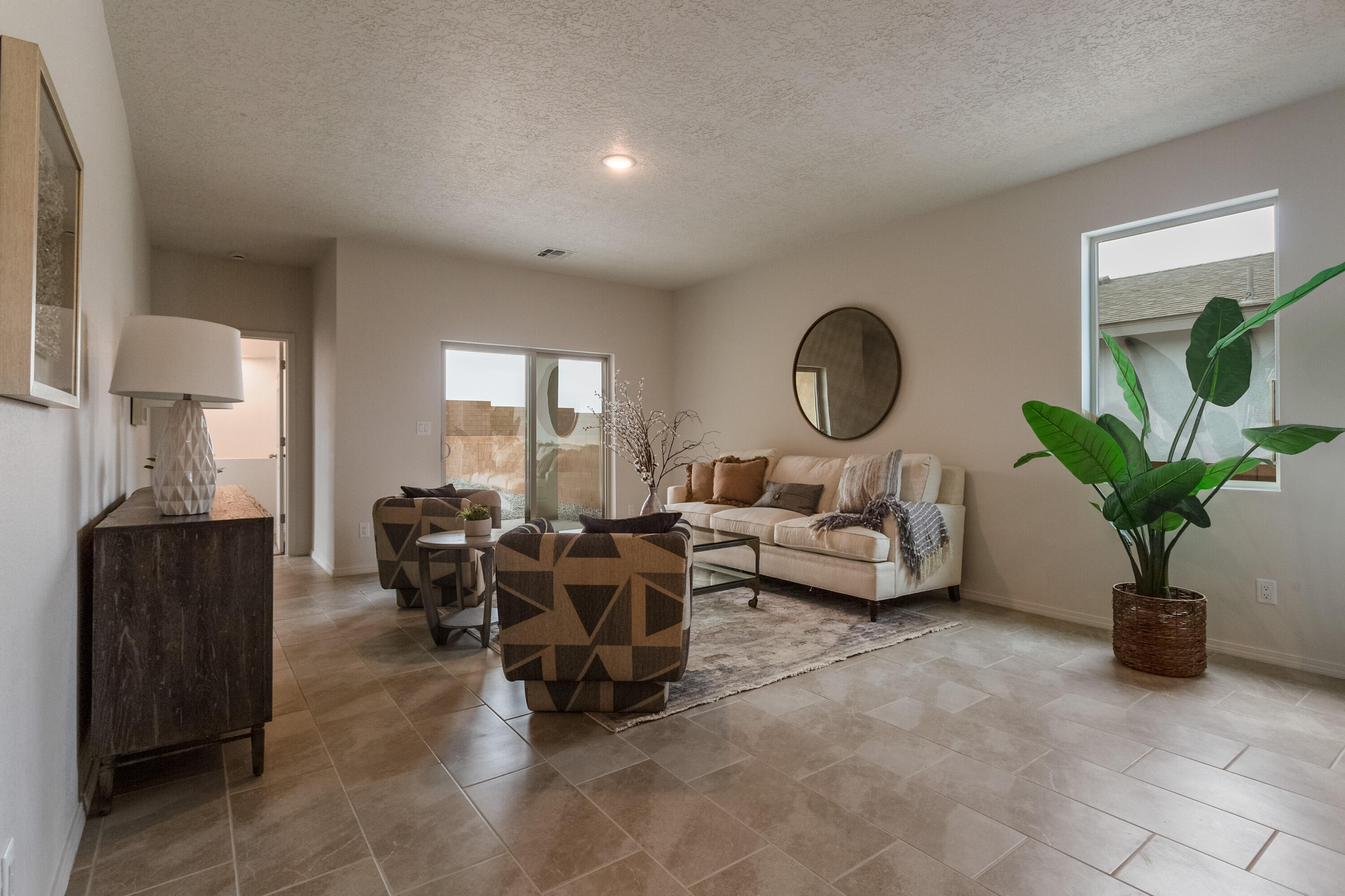 6320 Gannett Drive NE