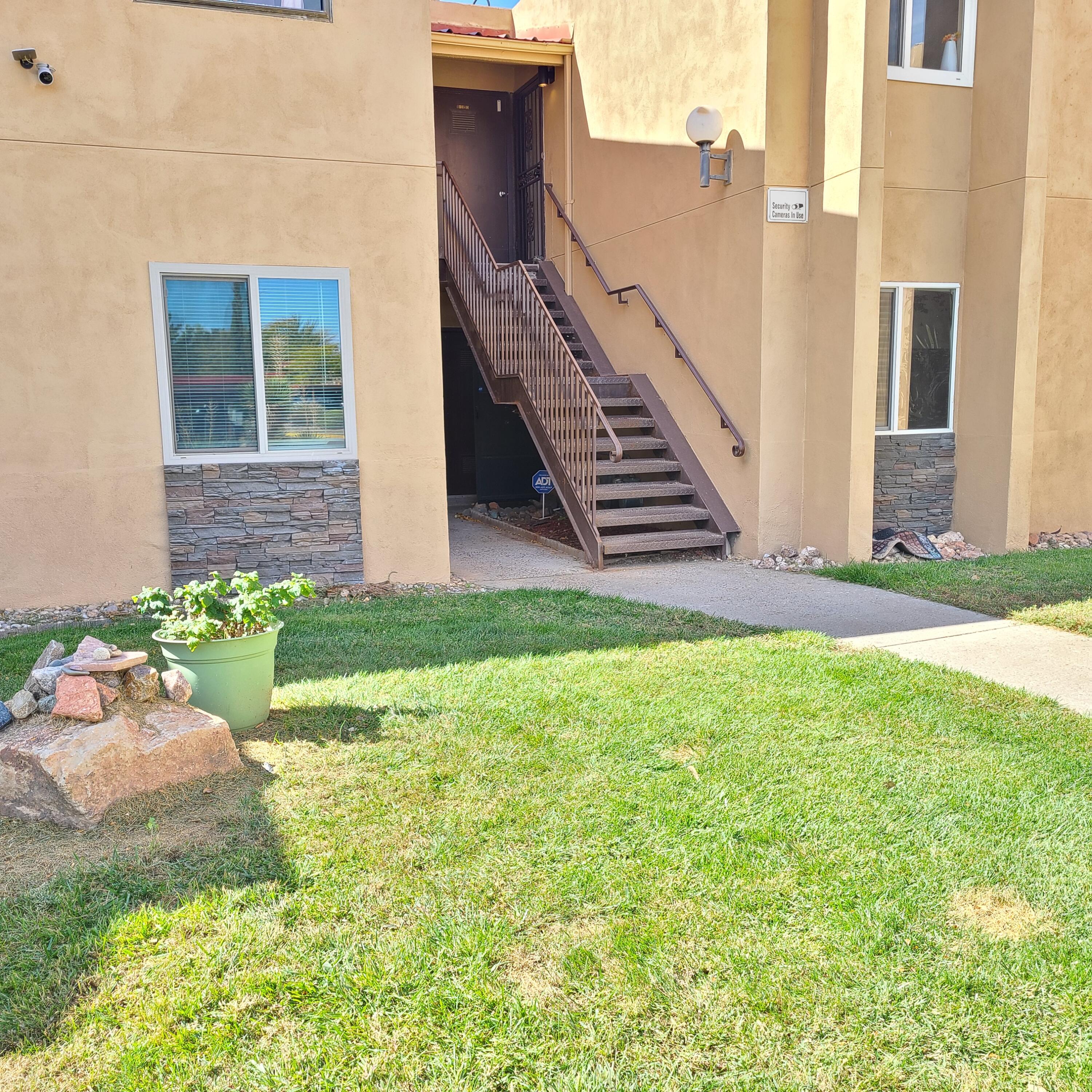 911 Country Club Drive SE Unit: H
