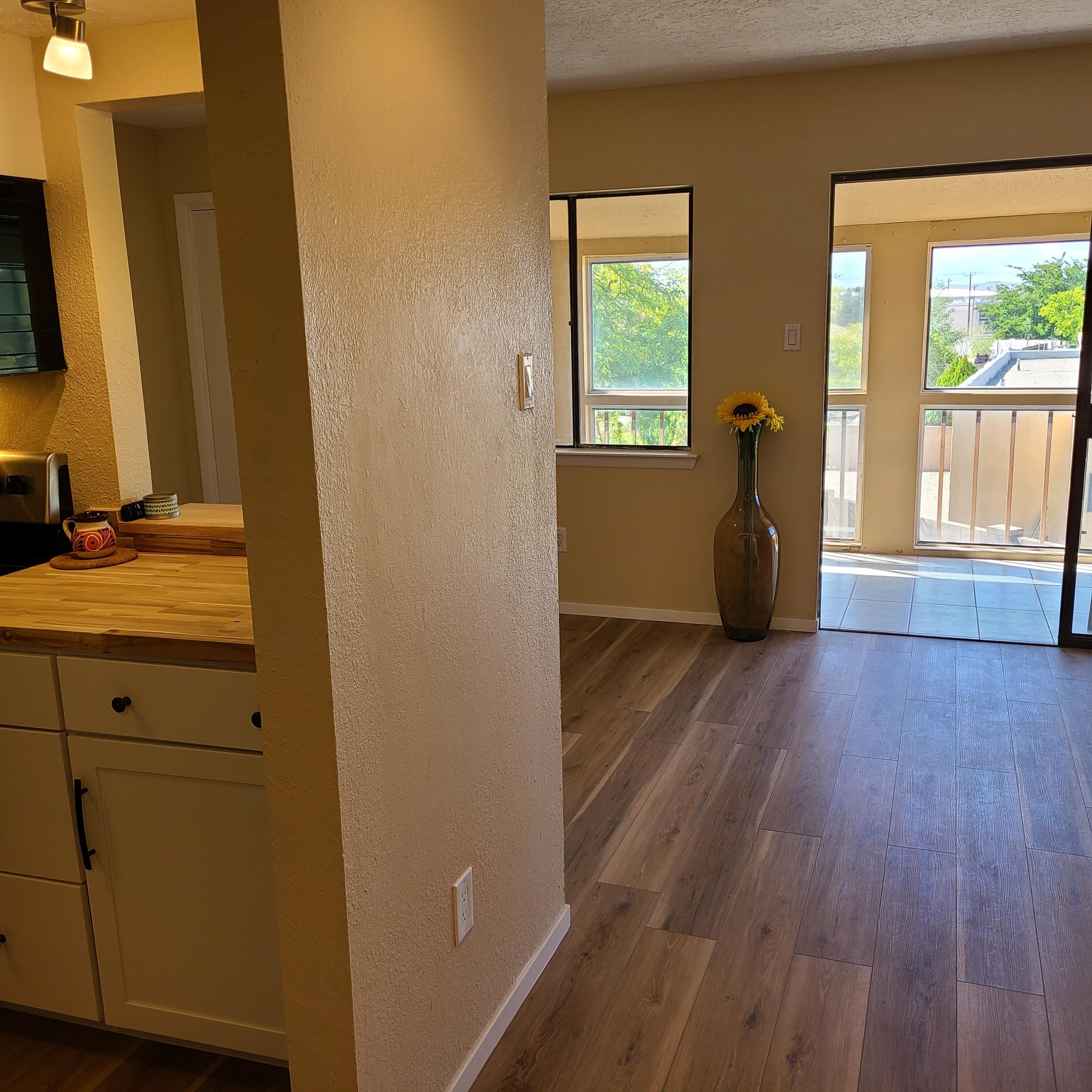 911 Country Club Drive SE Unit: H