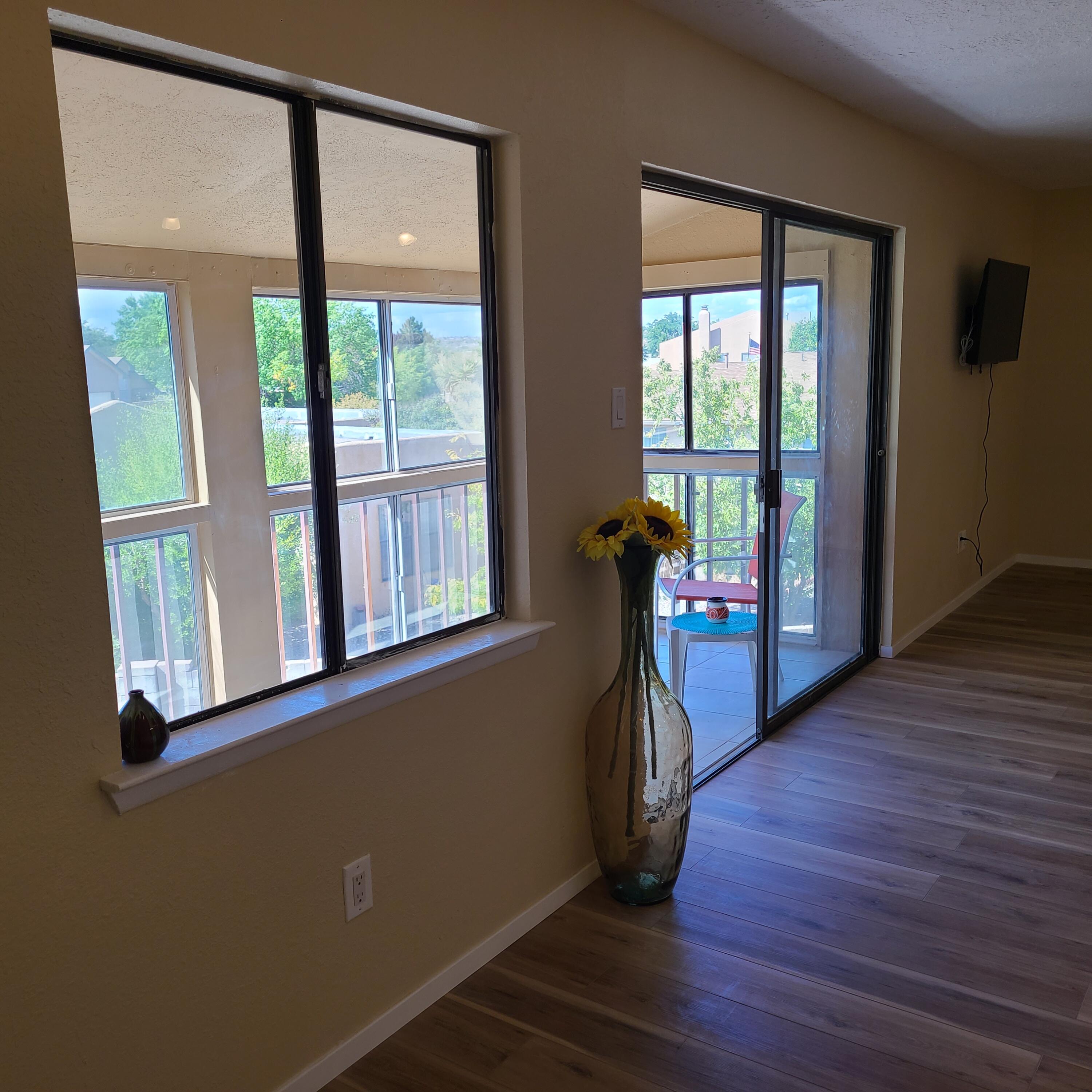 911 Country Club Drive SE Unit: H