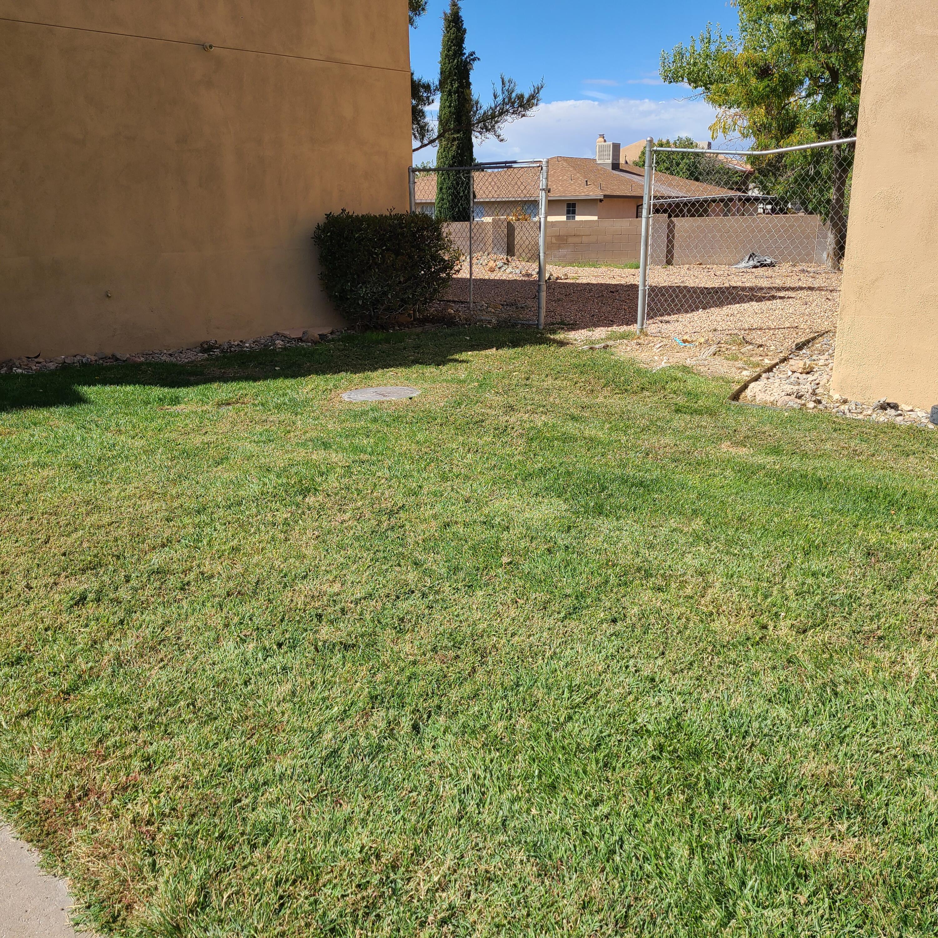 911 Country Club Drive SE Unit: H