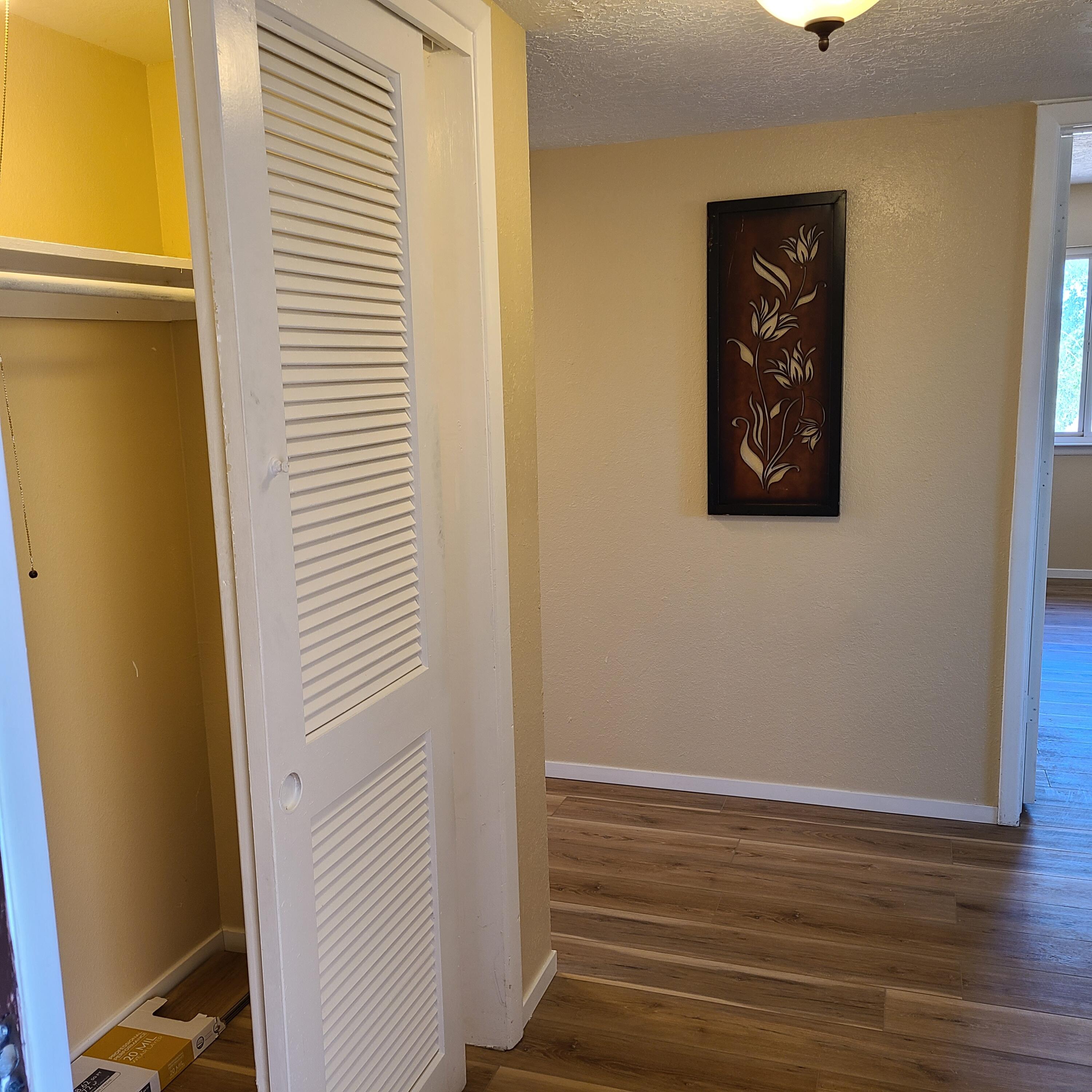 911 Country Club Drive SE Unit: H