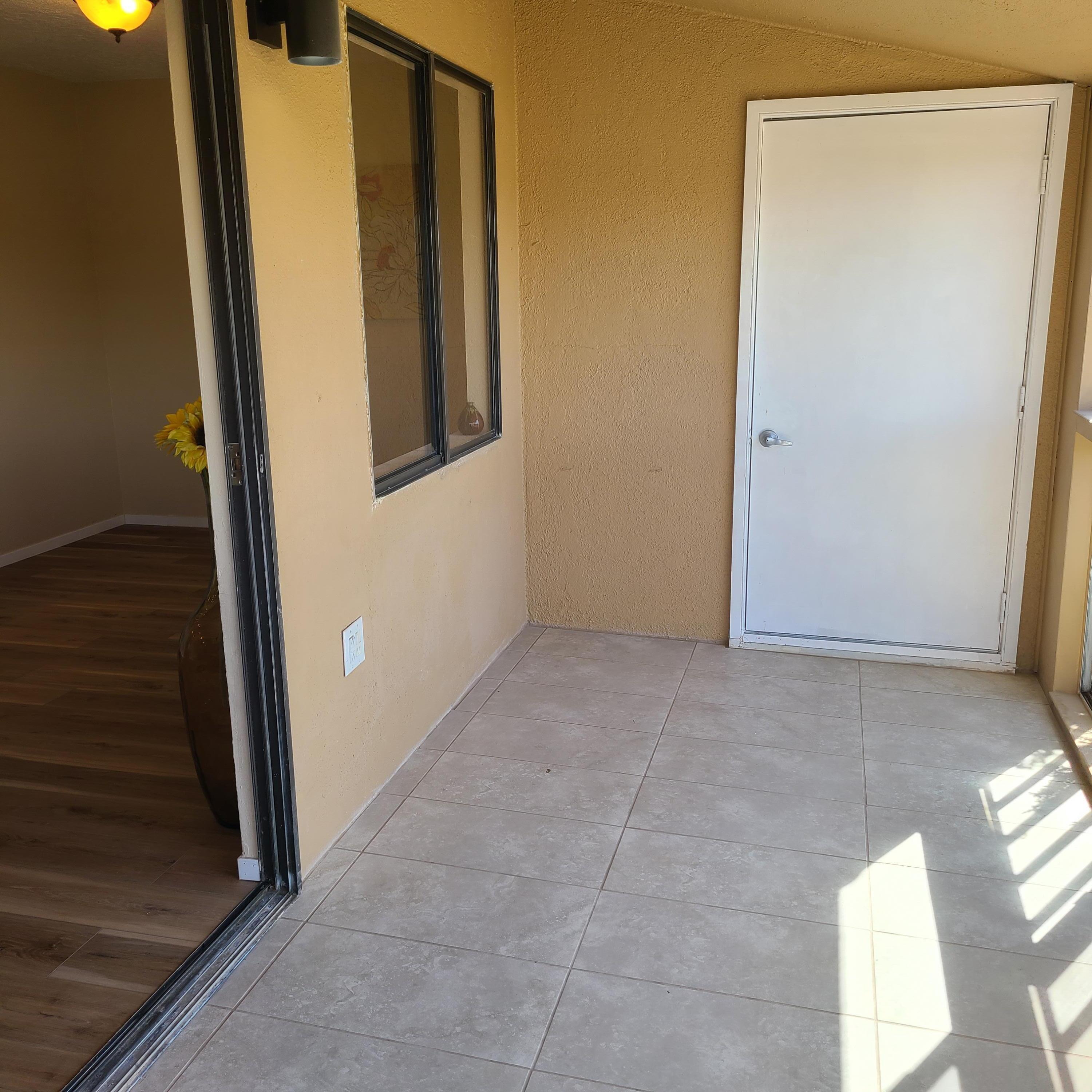 911 Country Club Drive SE Unit: H