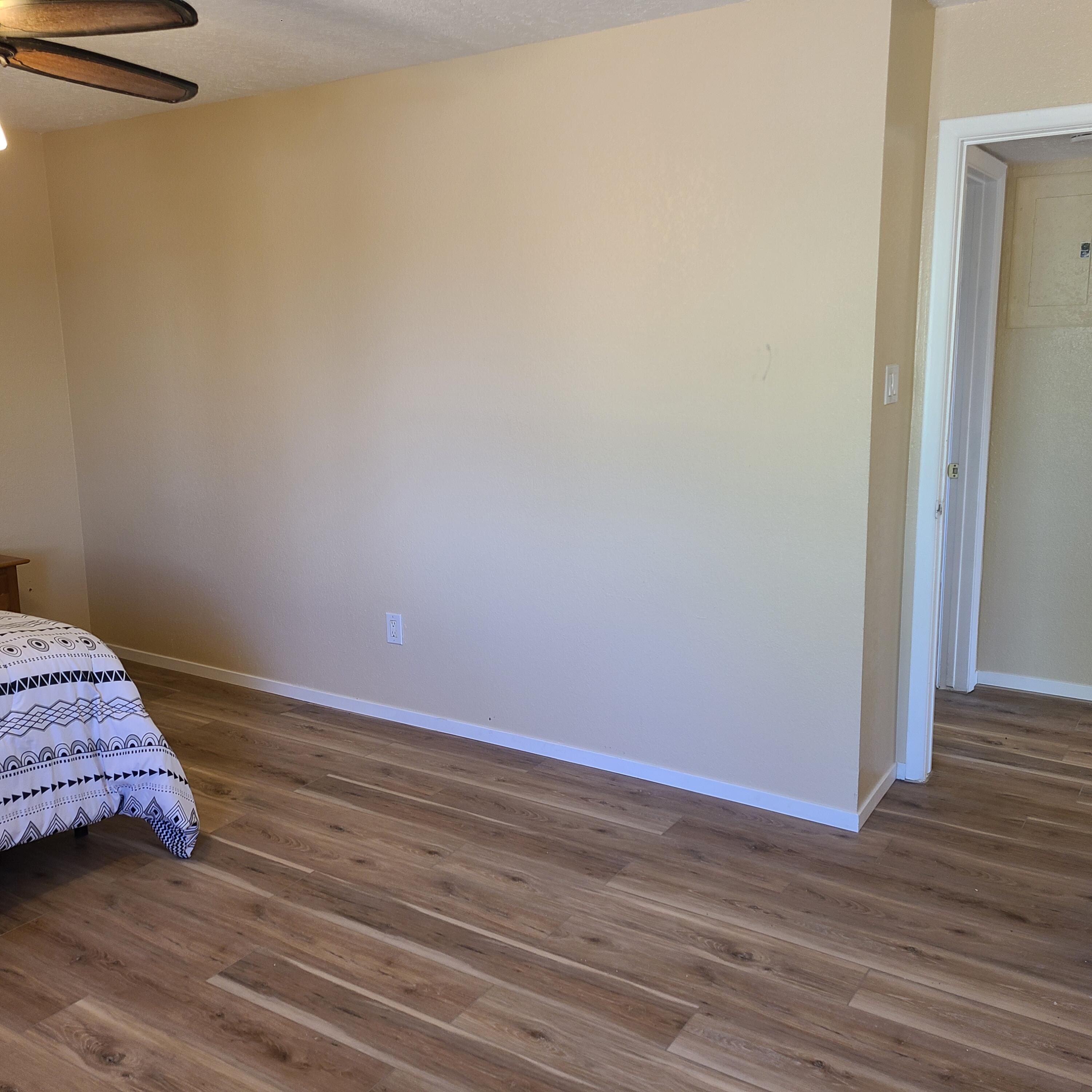 911 Country Club Drive SE Unit: H