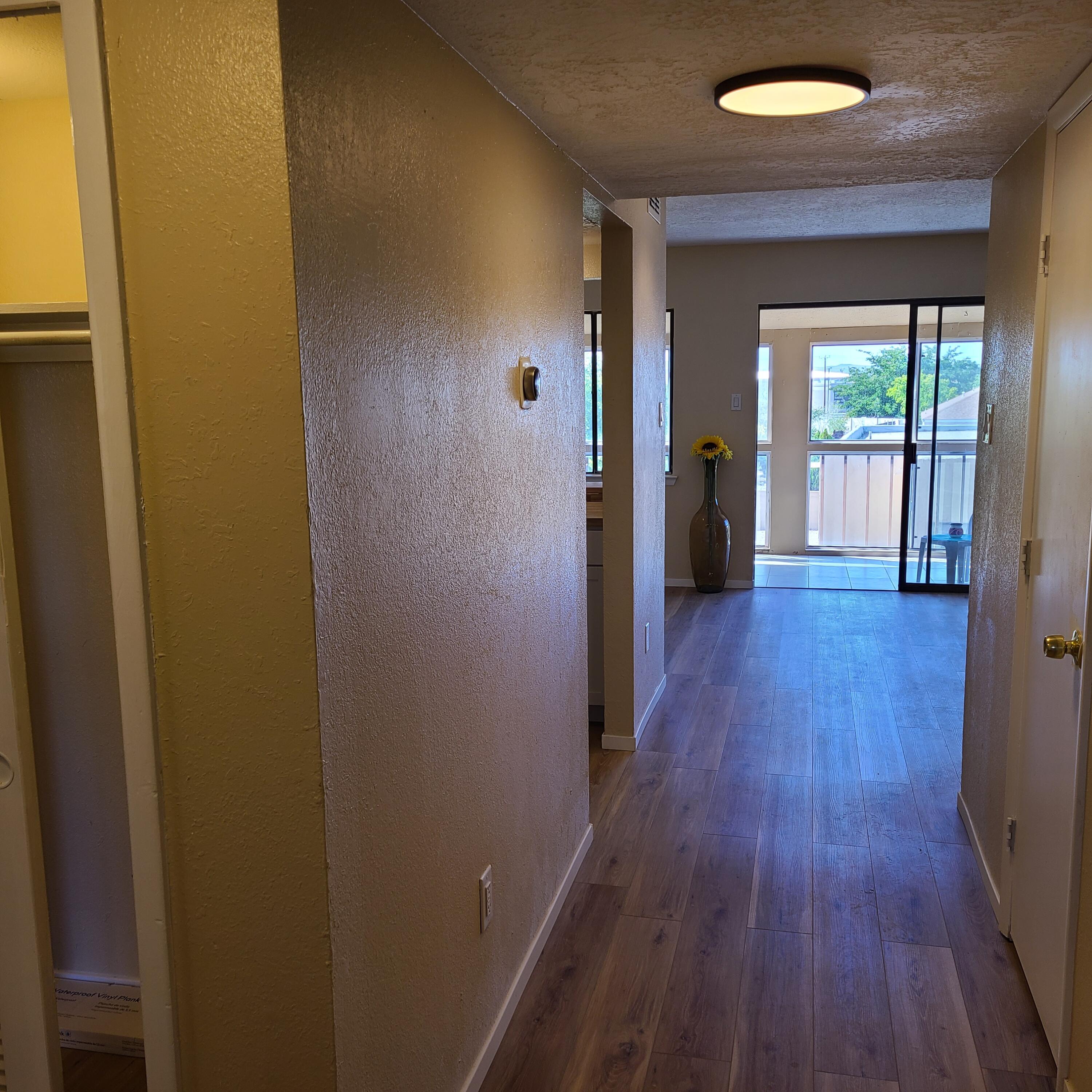 911 Country Club Drive SE Unit: H