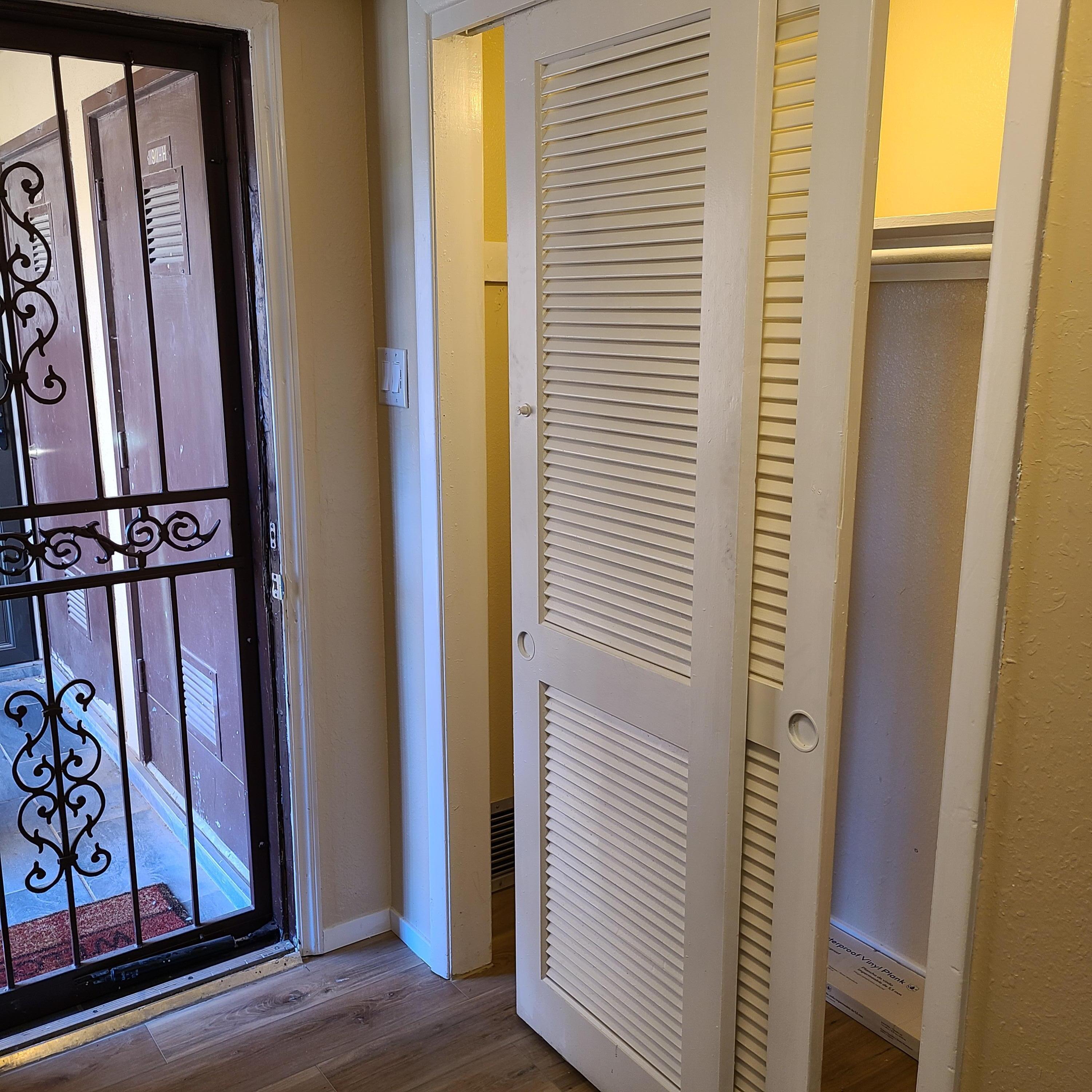 911 Country Club Drive SE Unit: H