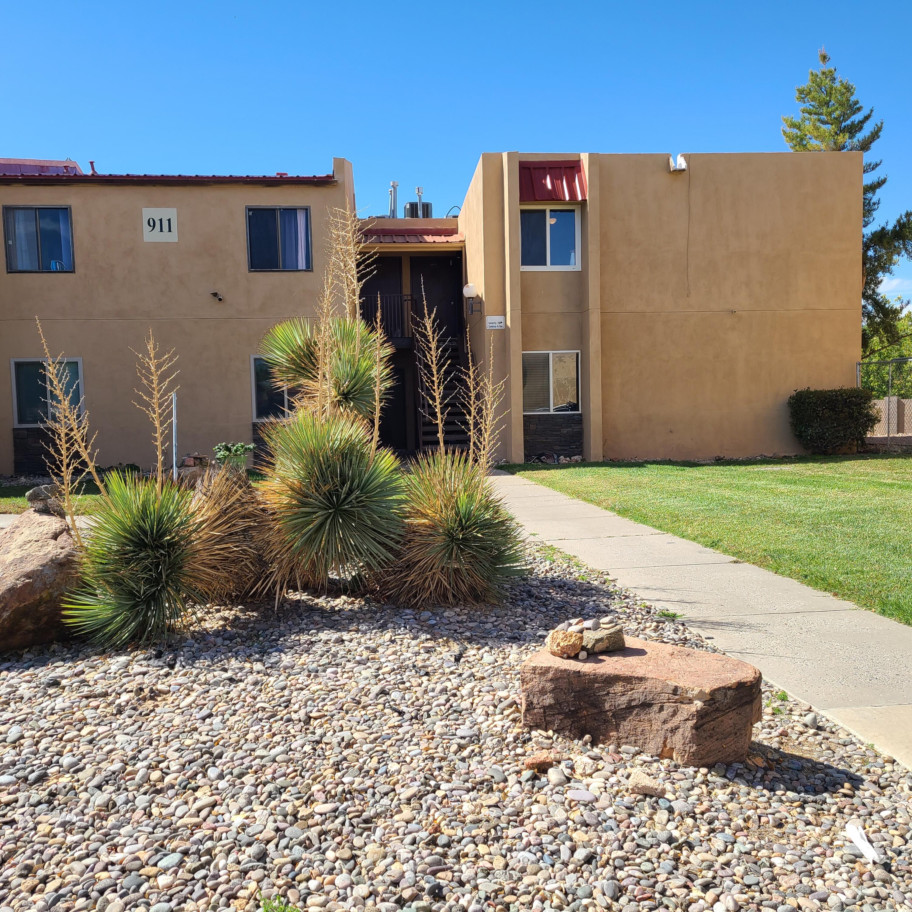 911 Country Club Drive SE Unit: H