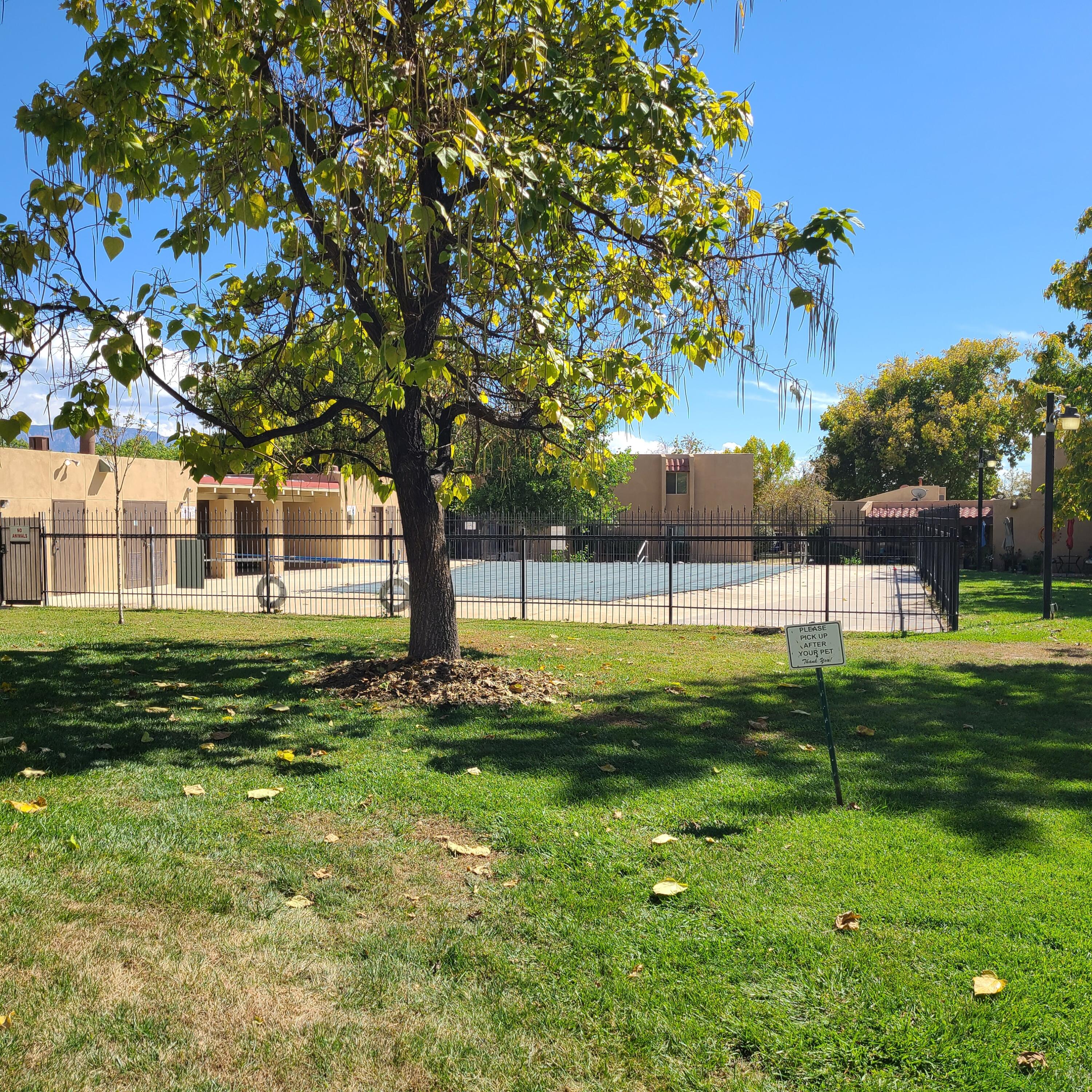 911 Country Club Drive SE Unit: H