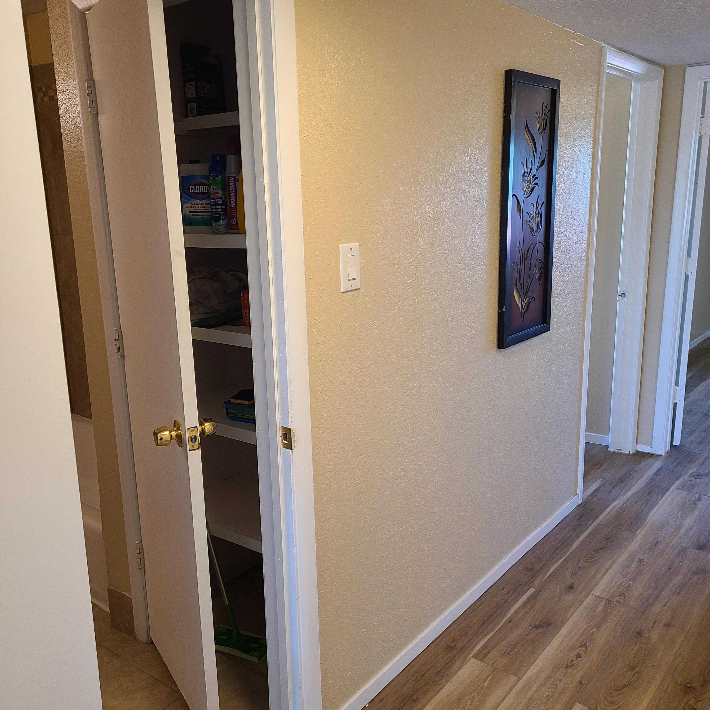 911 Country Club Drive SE Unit: H